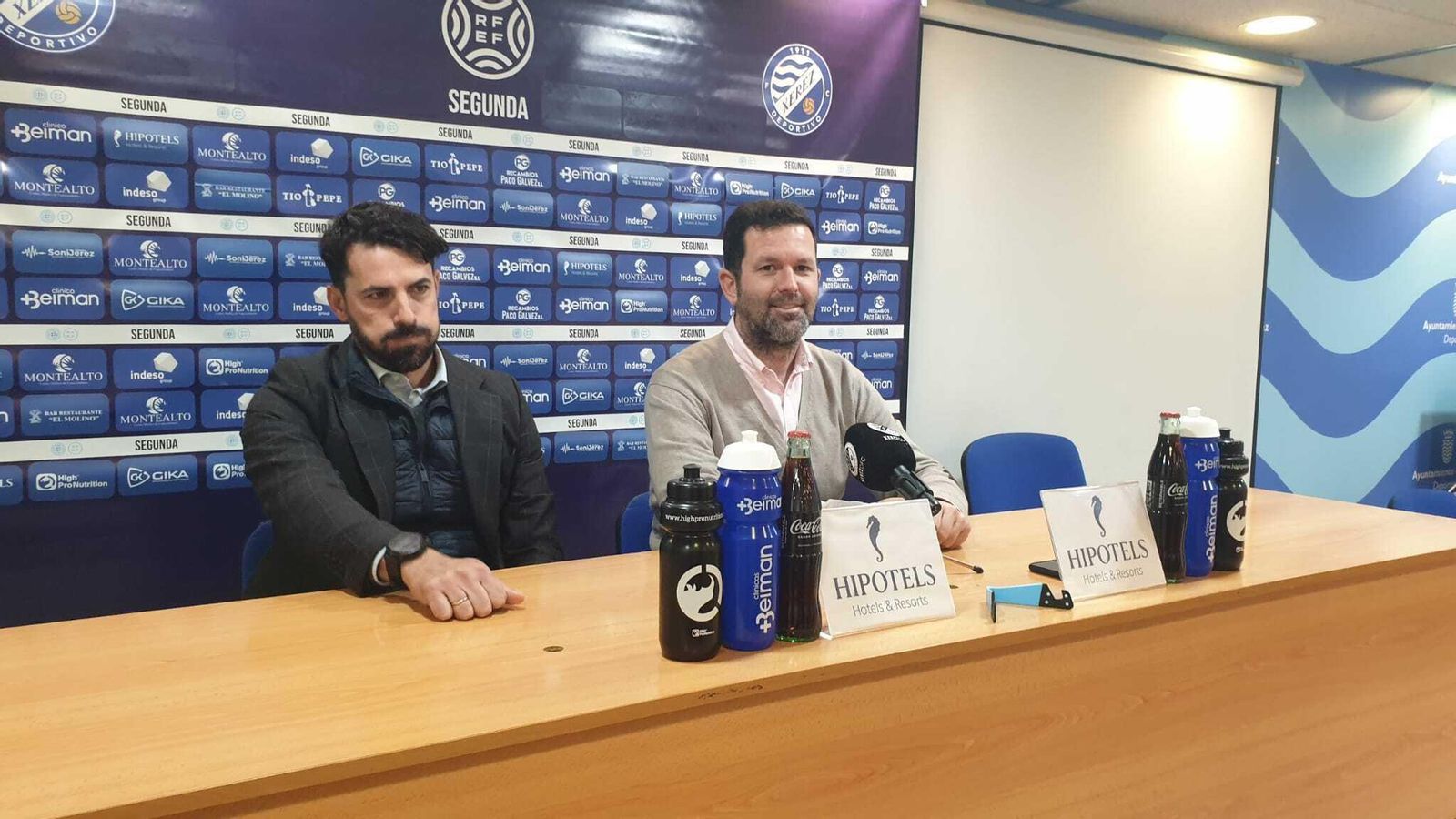 Espada y Jesús Viloita, en un momento de la rueda de prensa.