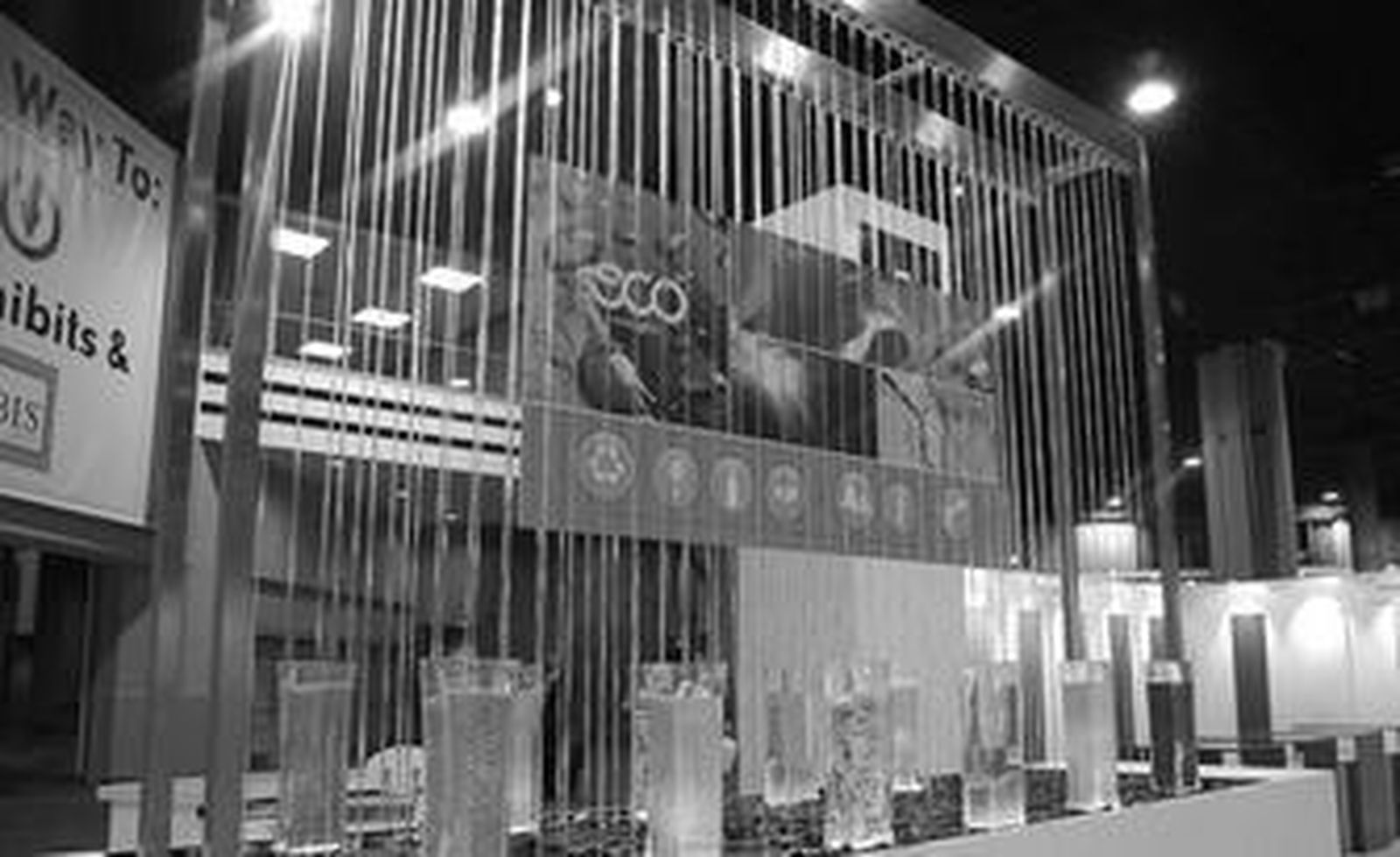 Expositor de Cosentino en la muestra estadounidense KBIS 2009 donde expuso su serie ECO.