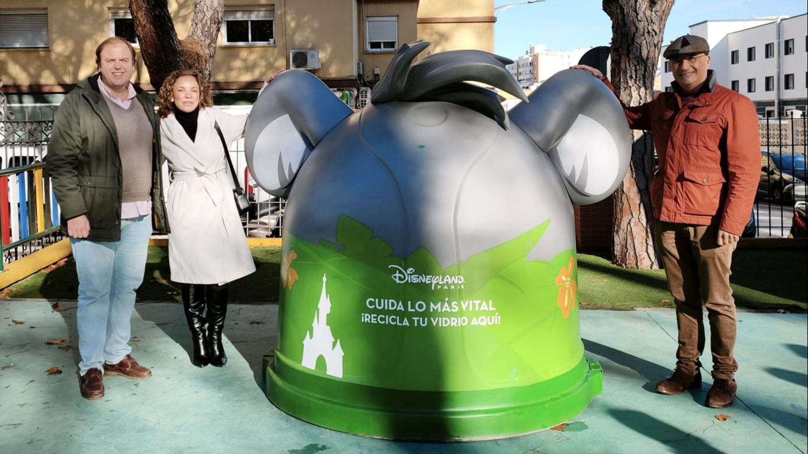 Baloo llega a Algeciras para recordar que reciclar vidrio es lo más vital.