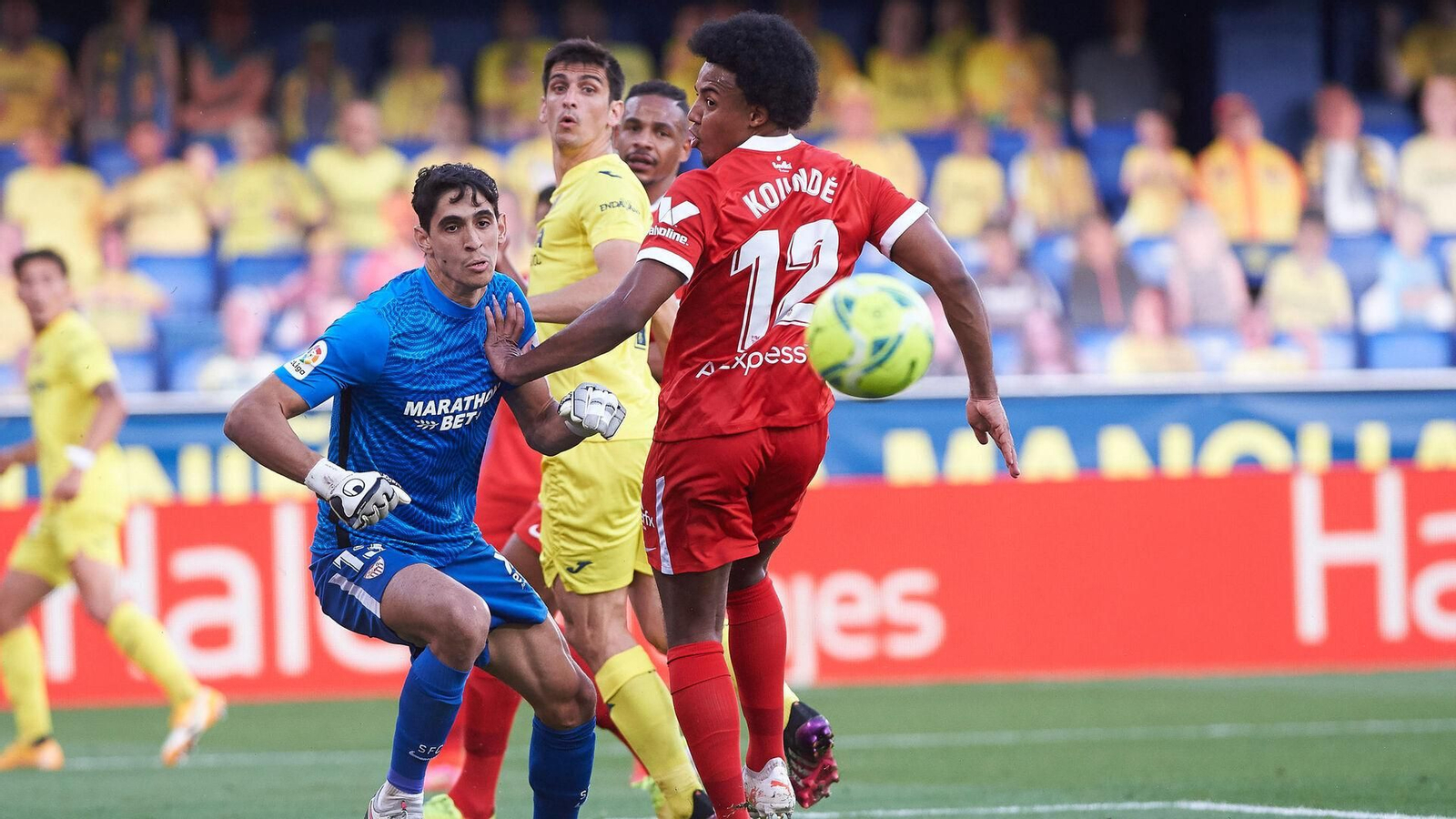 Bono, Koundé, Gerard Moreno y Fernando, en el Villarreal-Sevilla del año pasado.