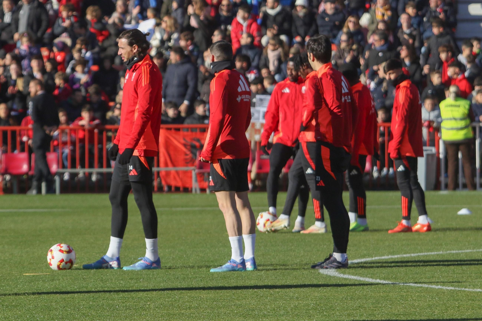 Las mejores imágenes del entrenamiento del Granada CF en Los Cármenes