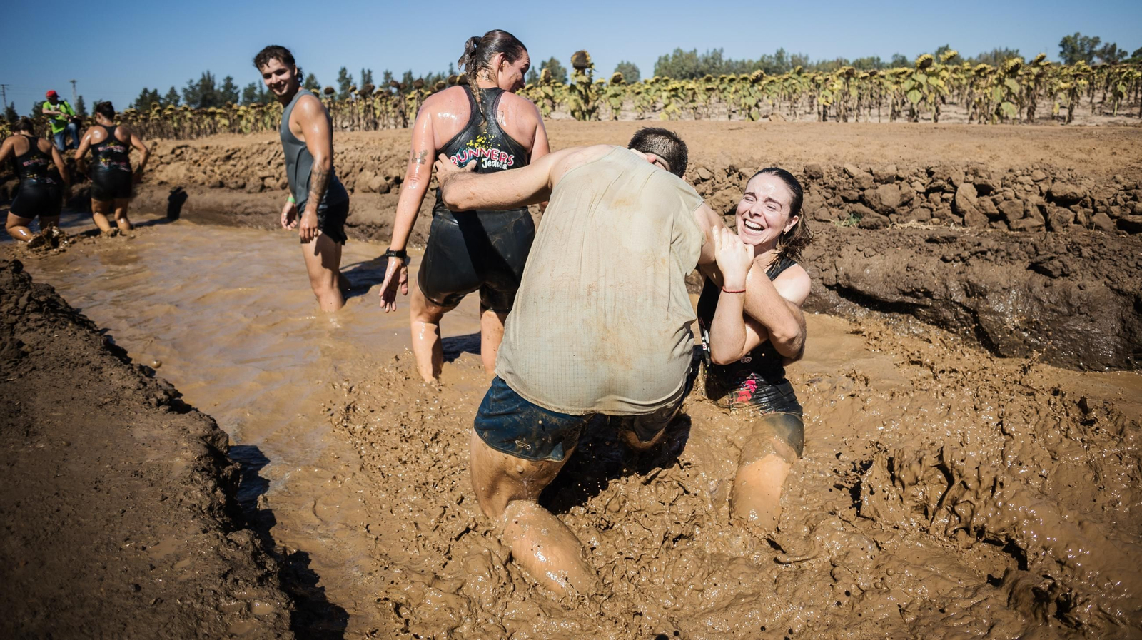 Búscate en la Carrera del Barro de La Barca de la Florida 2024