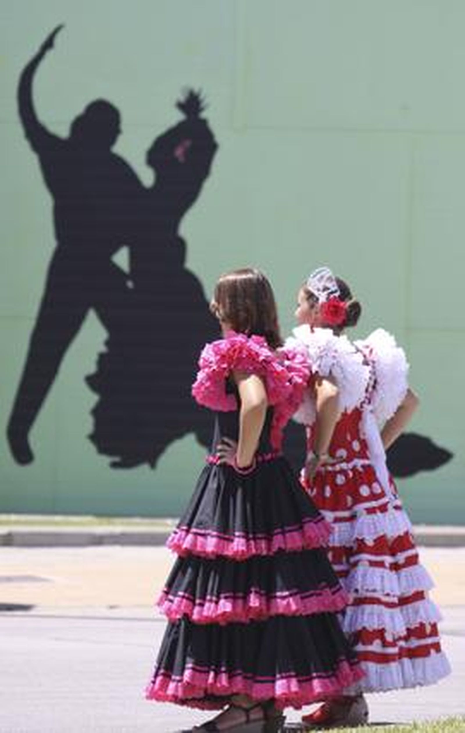 Jolgorio en el Centro y tradición en el Real

Foto: Sergio Camacho-Javier Albiñana