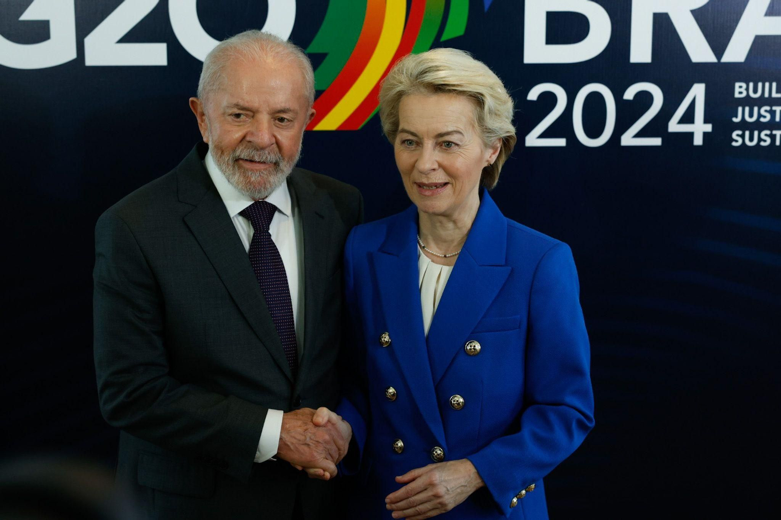 Von der Leyen, con Lula Da Silva, presidente de Brasil, este jueves en Montevideo Von der Leyen, con Lula Da Silva, presidente de Brasil, este jueves en Montevideo