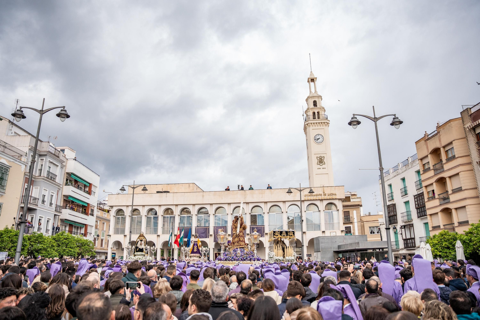 Viernes Santo en Lucena: las imágenes de la procesión de Nuestro Padre Jesús Nazareno