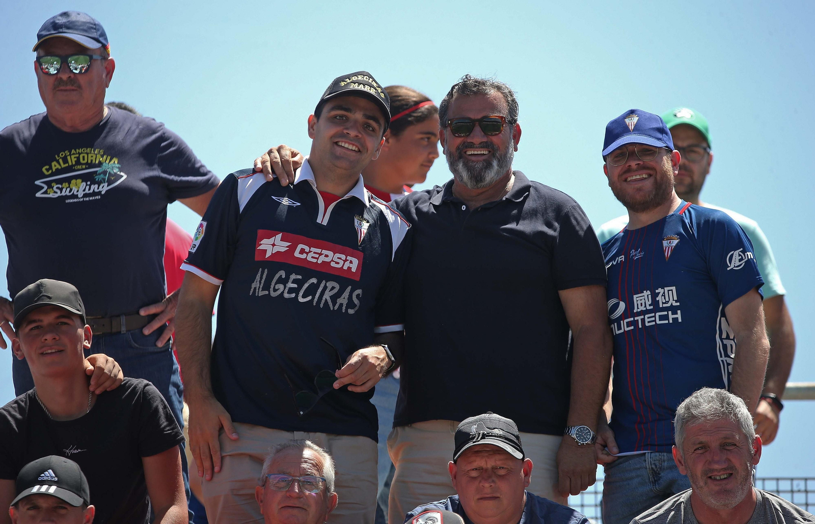 Fotos de la afición durante el Algeciras - Celta B en el estadio Nuevo Mirador