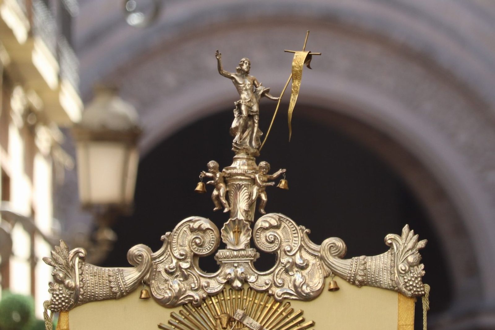 Las mejores imágenes de la salida de la Custodia del Corpus Christi ...