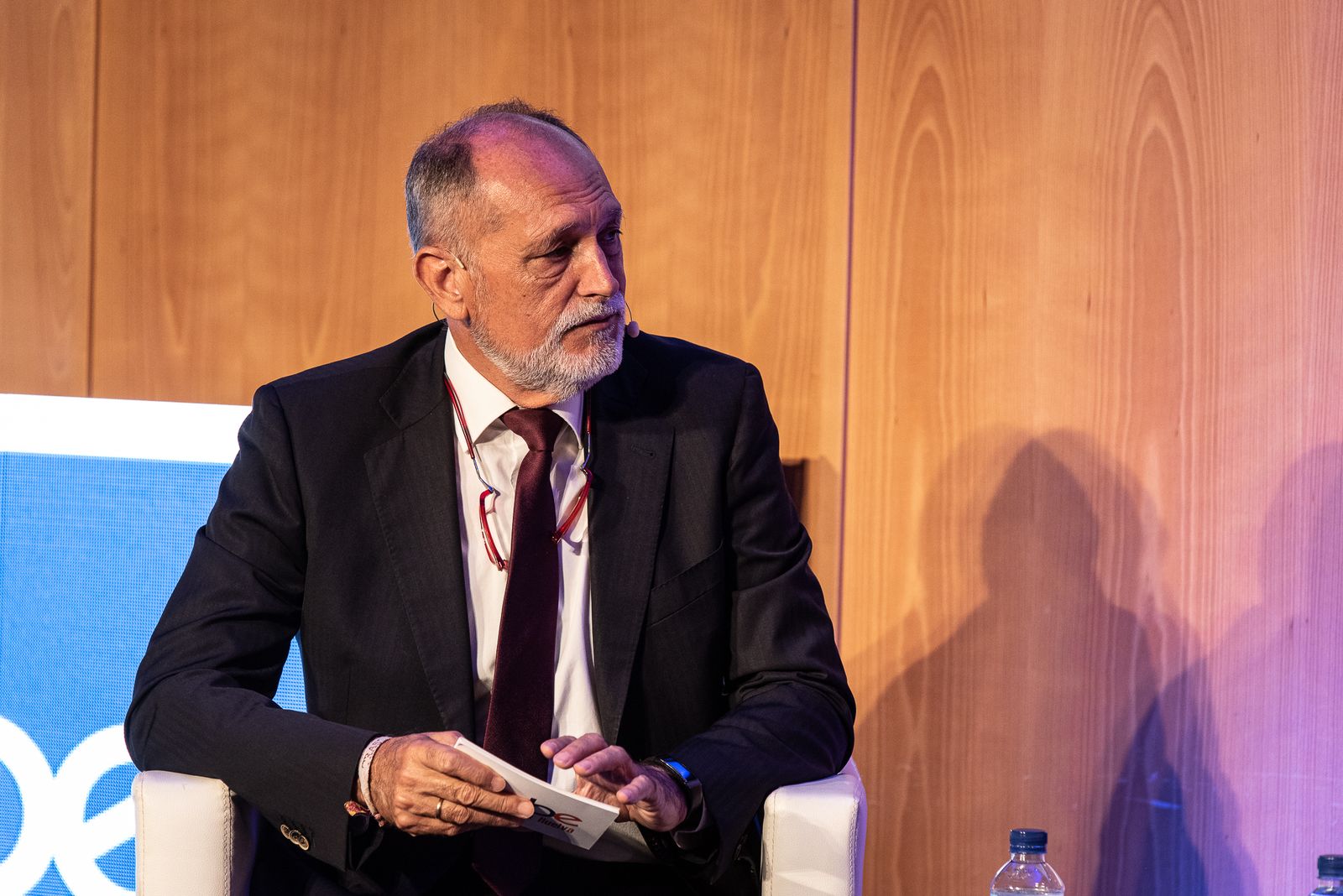 Imágenes de la presentación de la memoria de Aiqbe