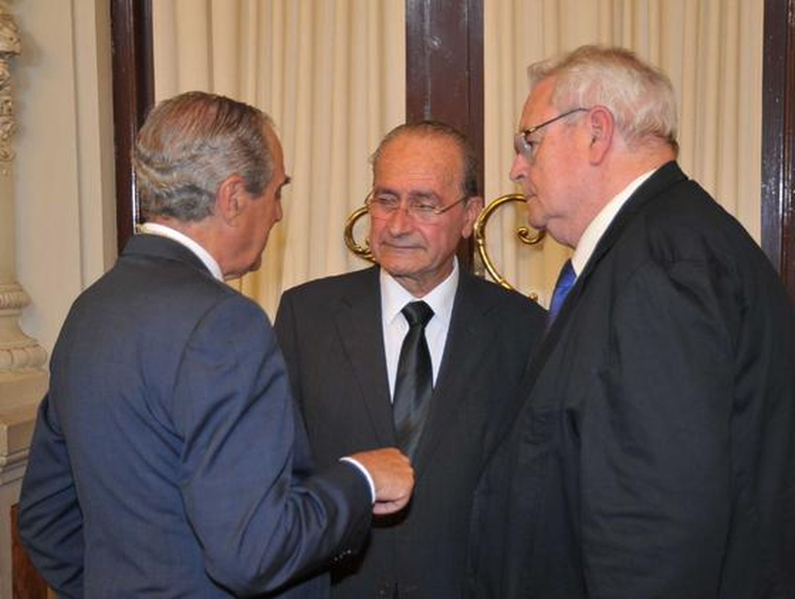 Despedida al ex alcalde Cayetano Utrera 

Foto: Javier Albiñana