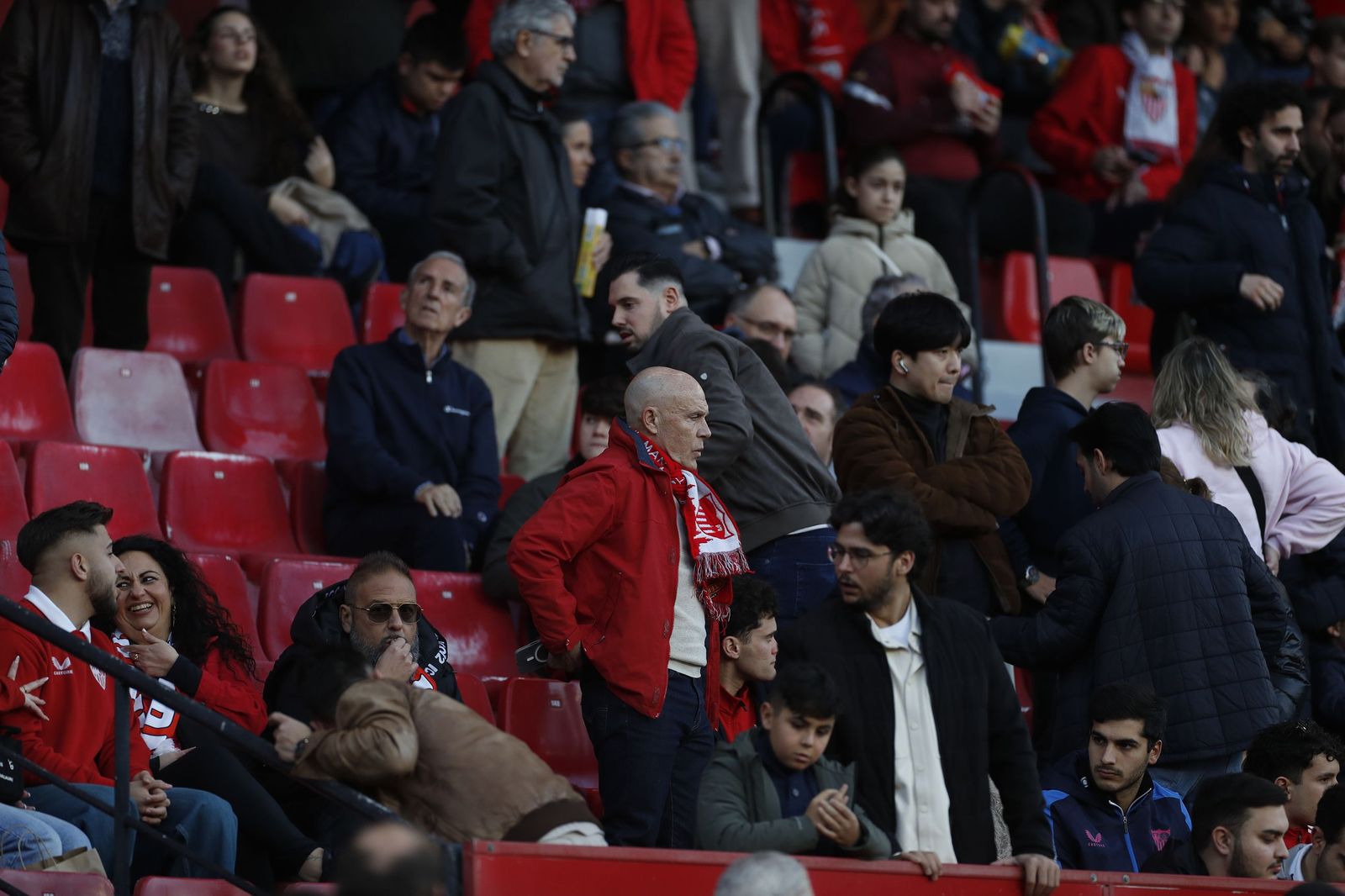Búscate en las fotos del Sevilla FC - Alavés