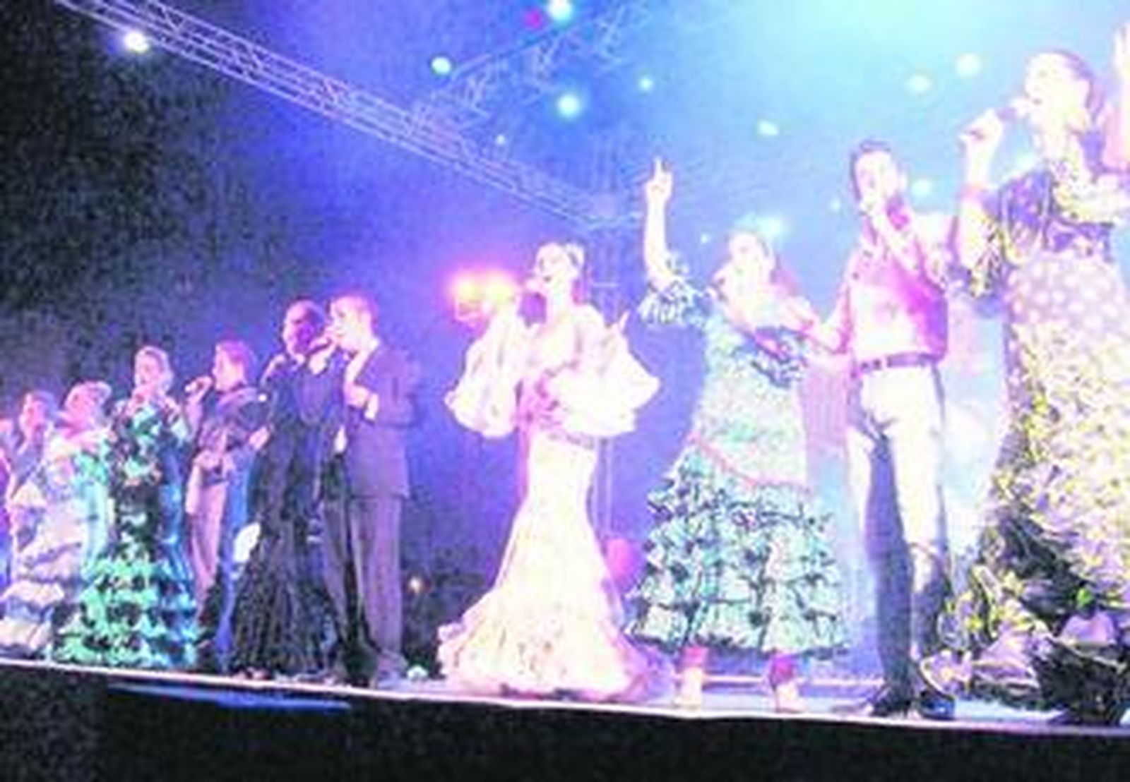 Actuación de los finalistas de Se llama copla en Almería.