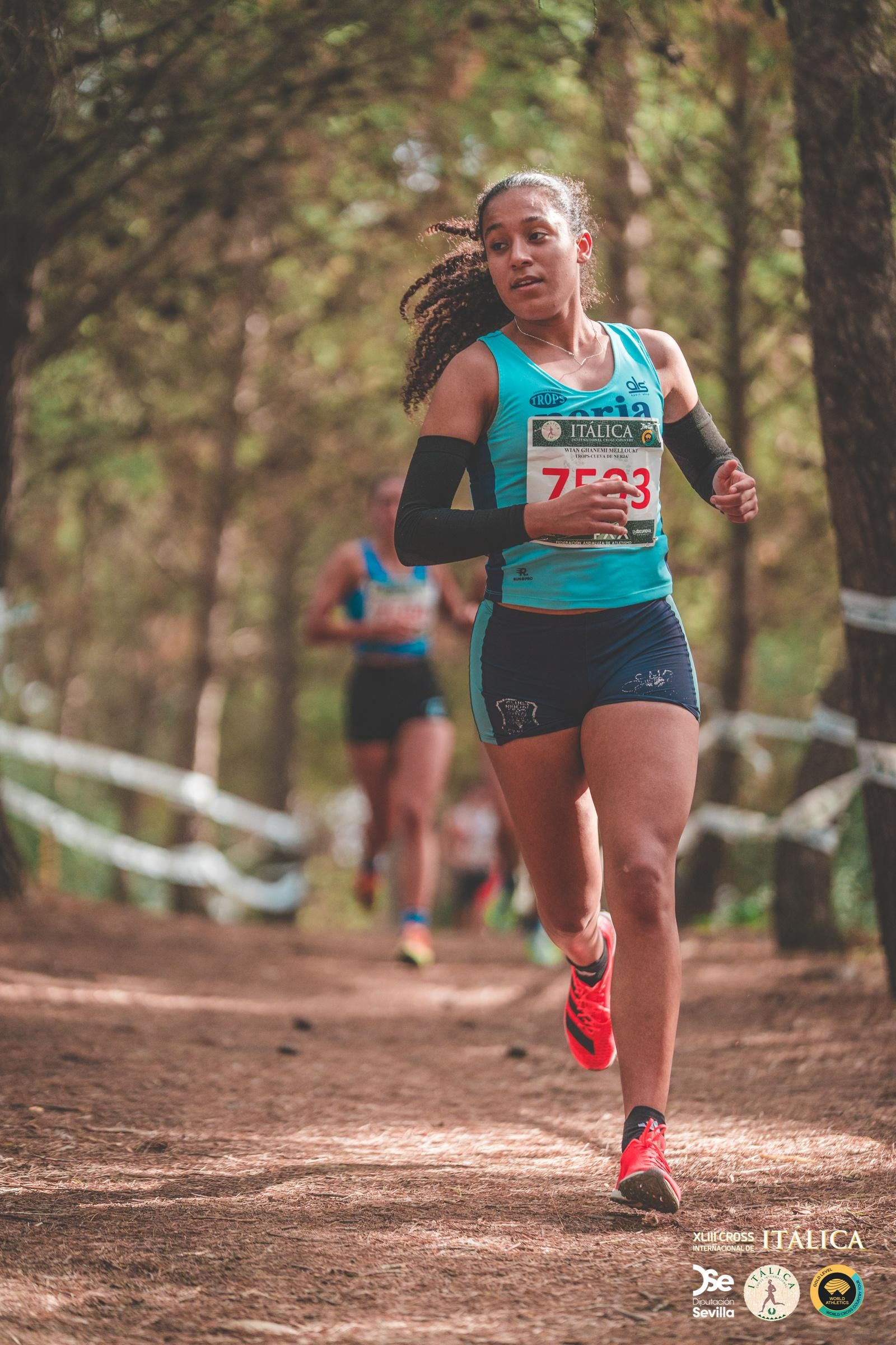 Búscate en las fotos del Cross de Itálica 2025 | 4