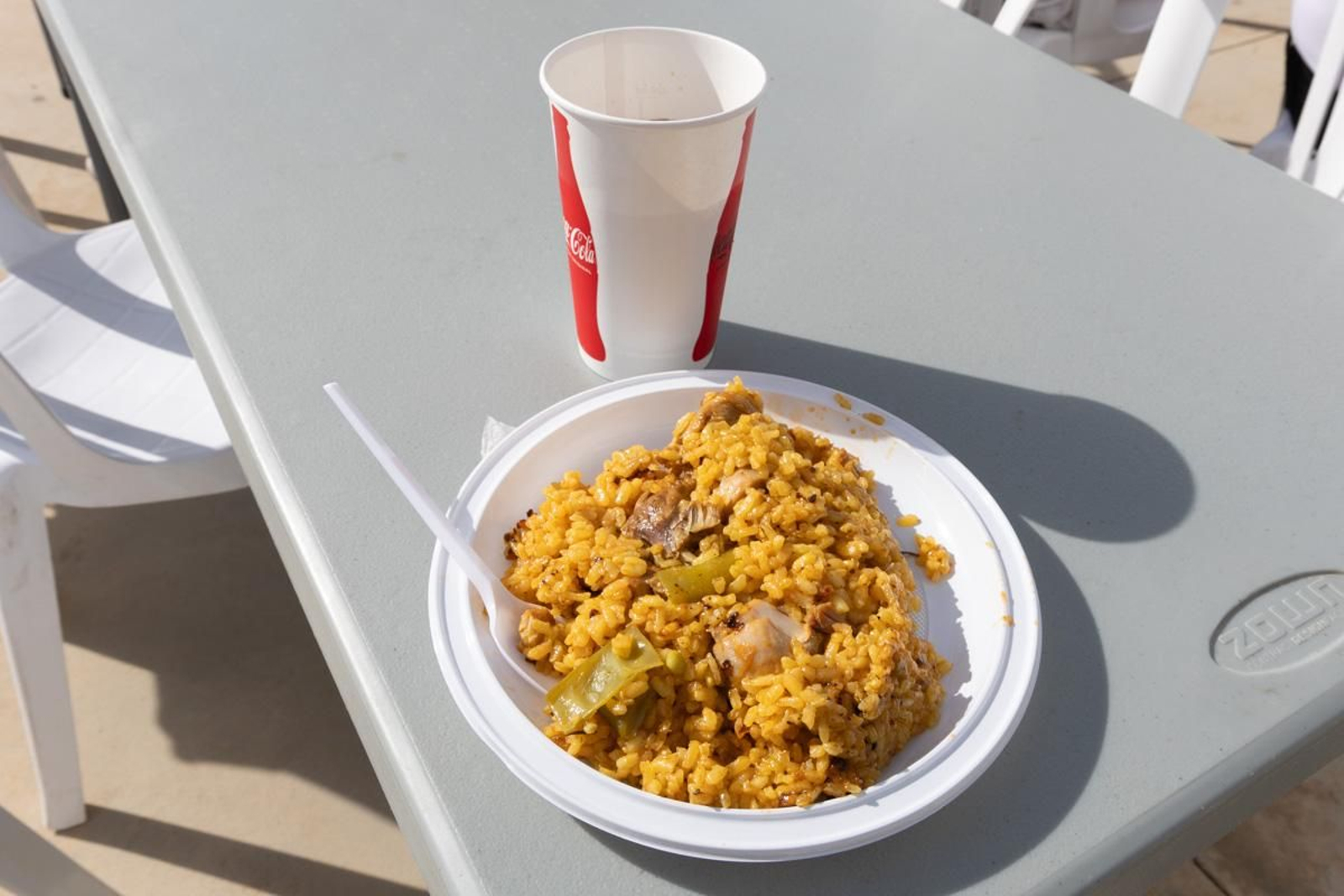 La afición del Real Jaén se vuelca con la paella solidaria por los afectados de la DANA, en imágenes