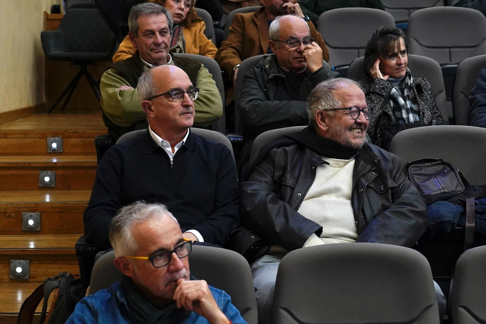 Fotos de la entrega del premio Ateneo José Román de Algeciras 2025 a Juan Moya Fotos de la entrega del premio Ateneo José Román de Algeciras 2025 a Juan Moya