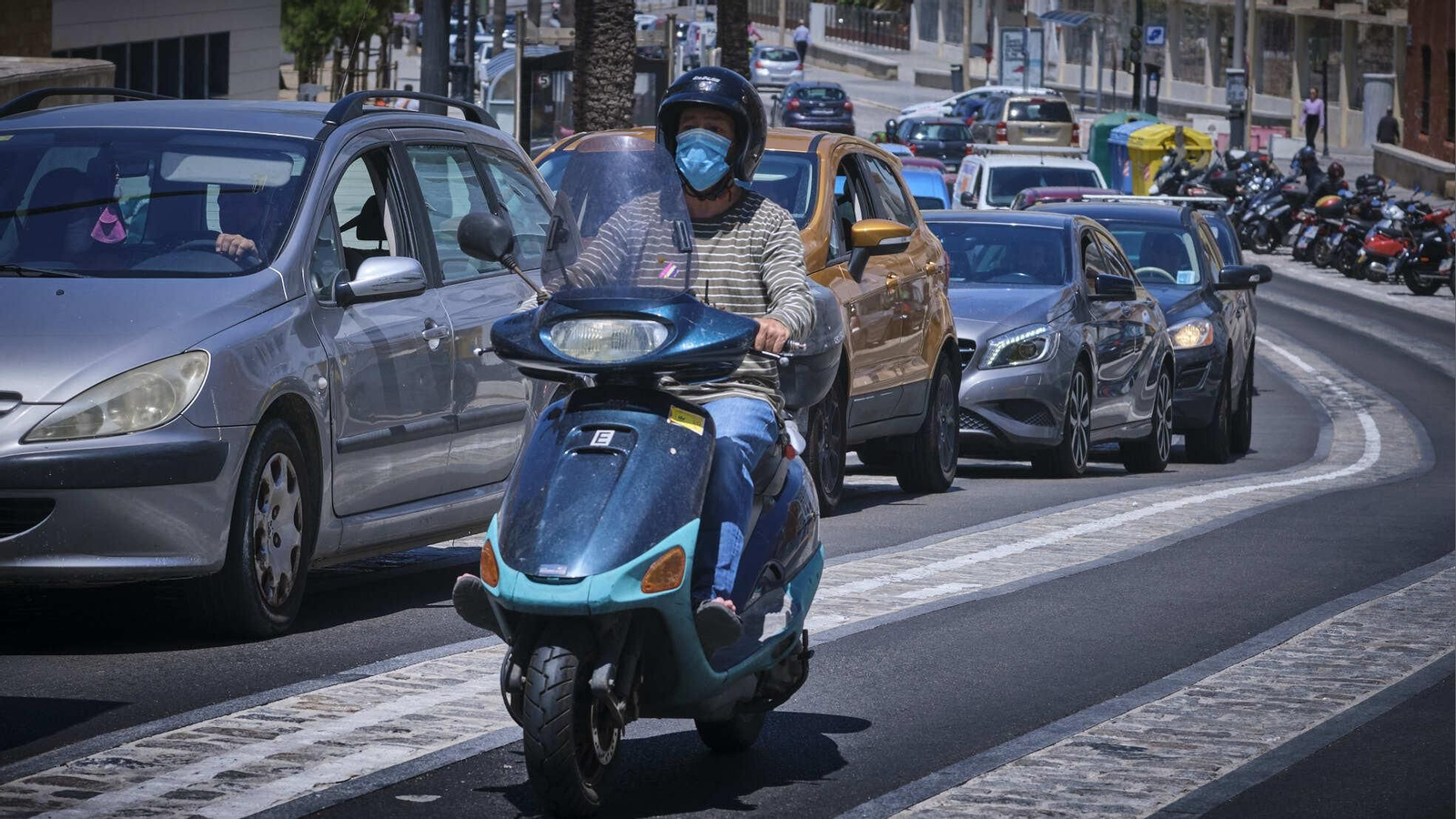 Atasco de tráfico en el Campo del Sur.