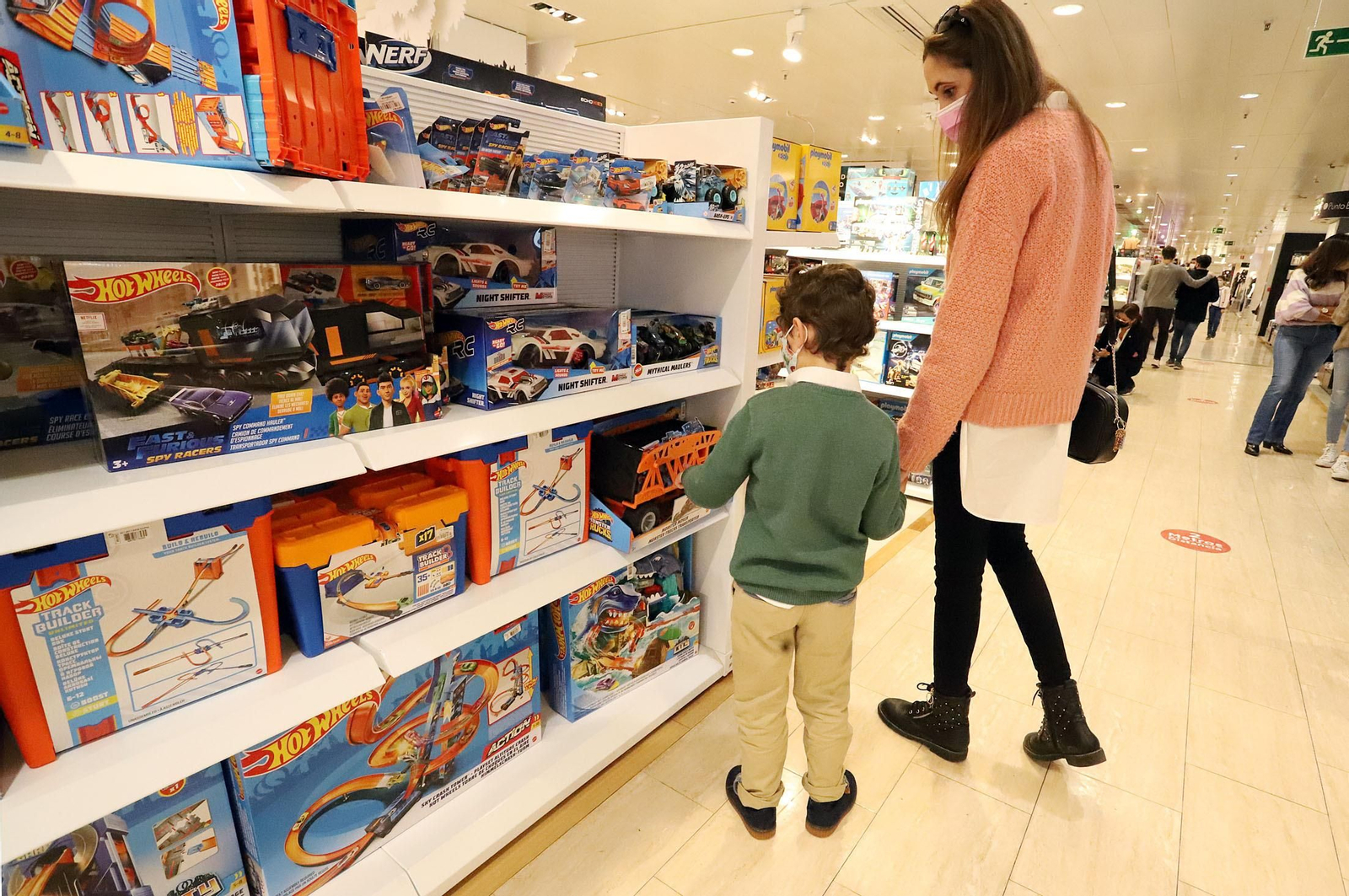 Imágenes del "Black Friday" en el Corte Inglés Imágenes del "Black Friday" en el Corte Inglés