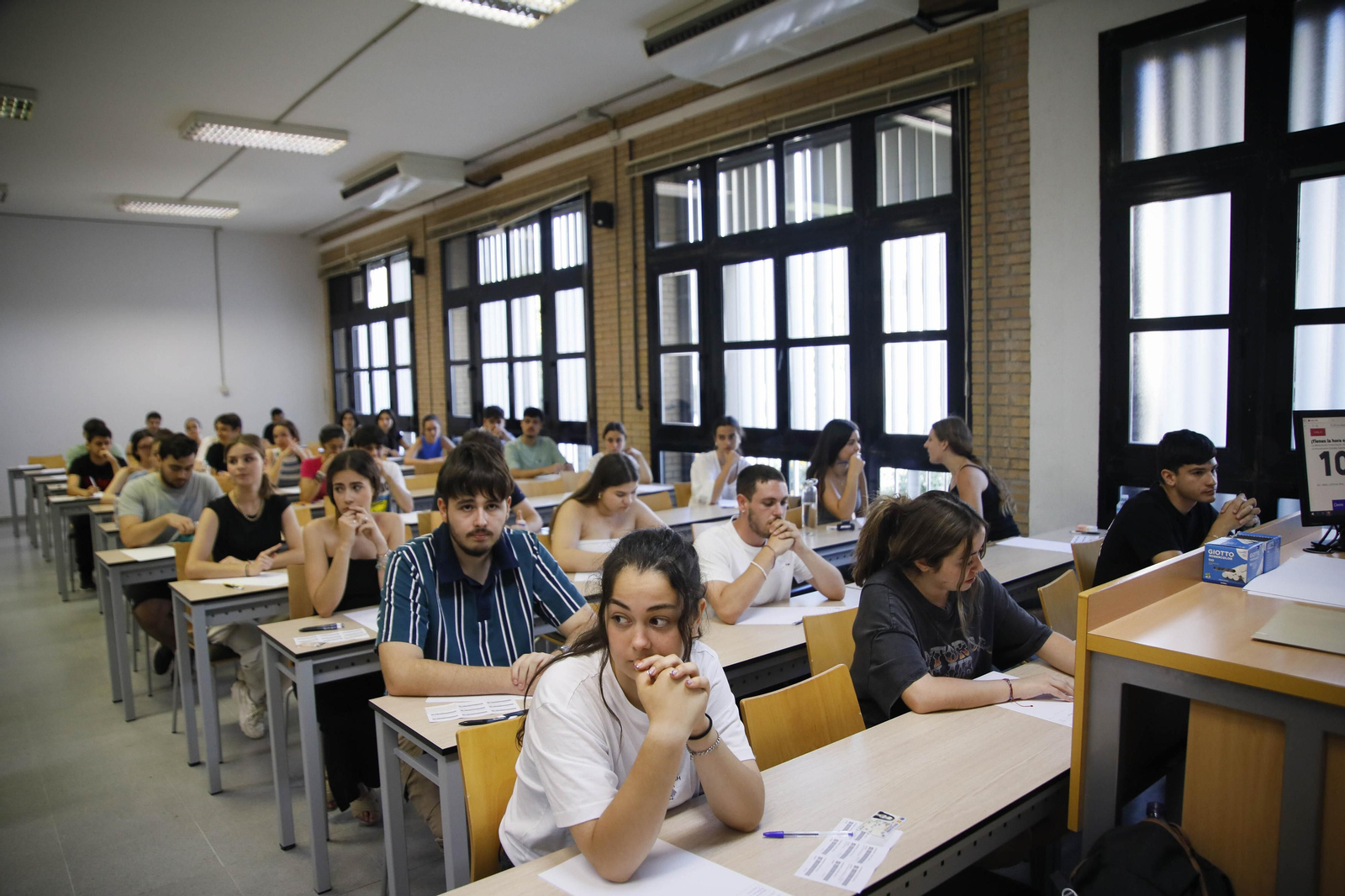 Imágenes de la evaluación para el acceso al sistema universitario (PEvAU)