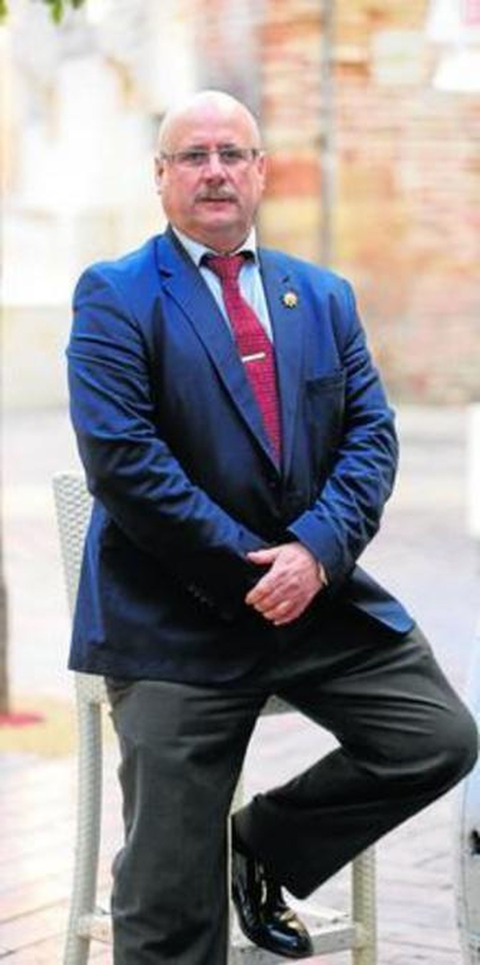 Francisco Arrebola posando, ayer, para este periódico.