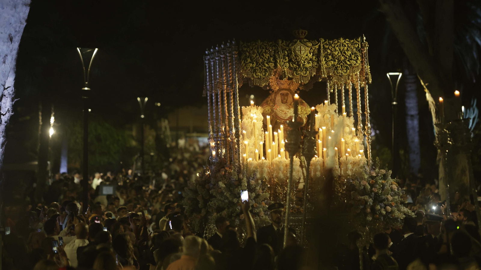 La Magna Mariana de Algeciras por el Parque María Cristina, en imágenes