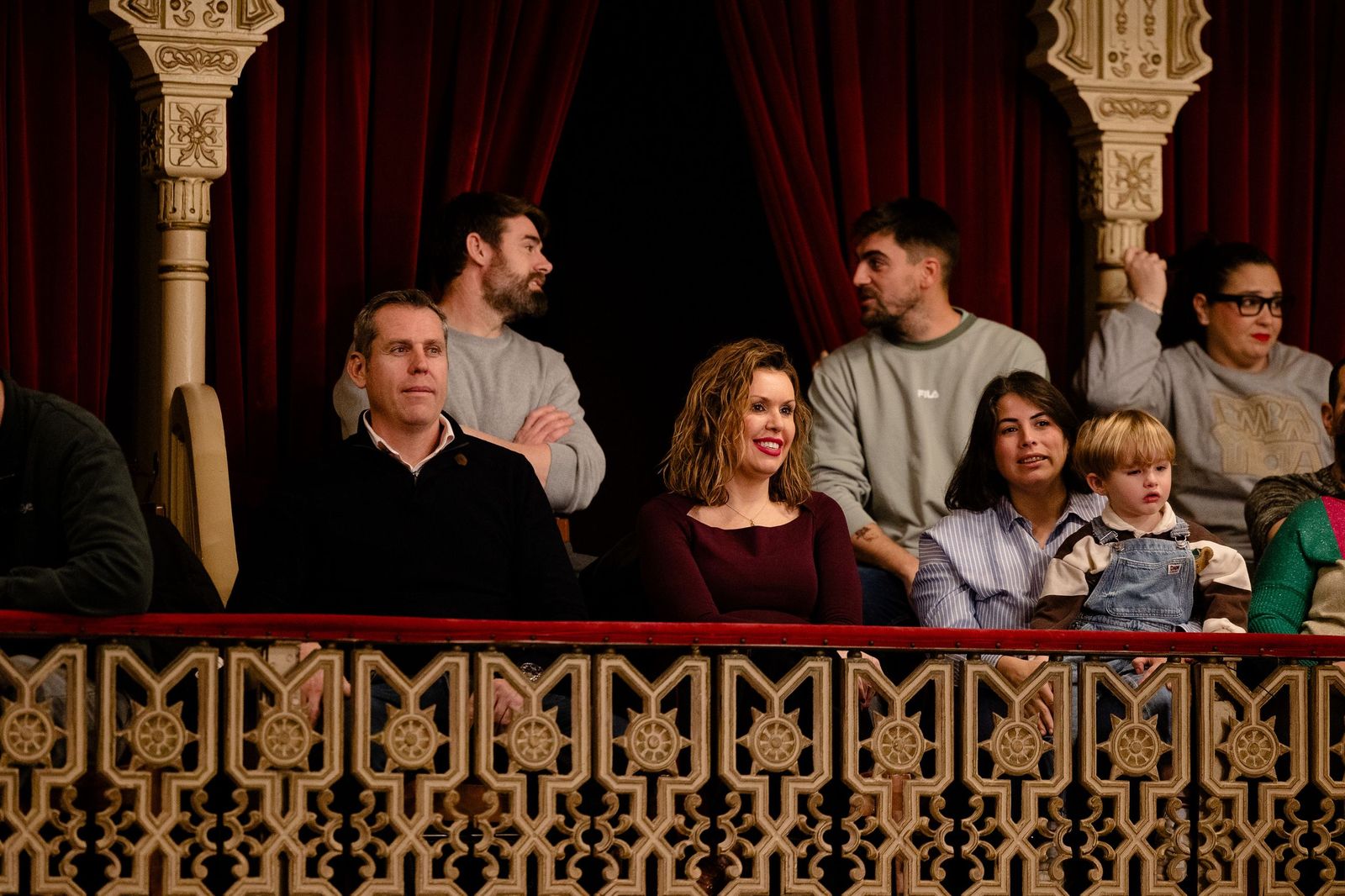 Búscate entre las mejores imágenes de la sexta sesión de cuartos de final del COAC 2026