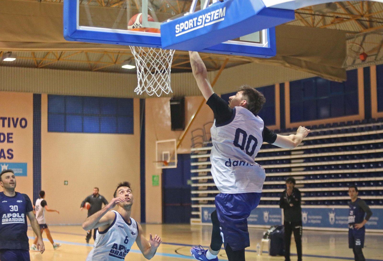 Fotos del entrenamiento de Udea