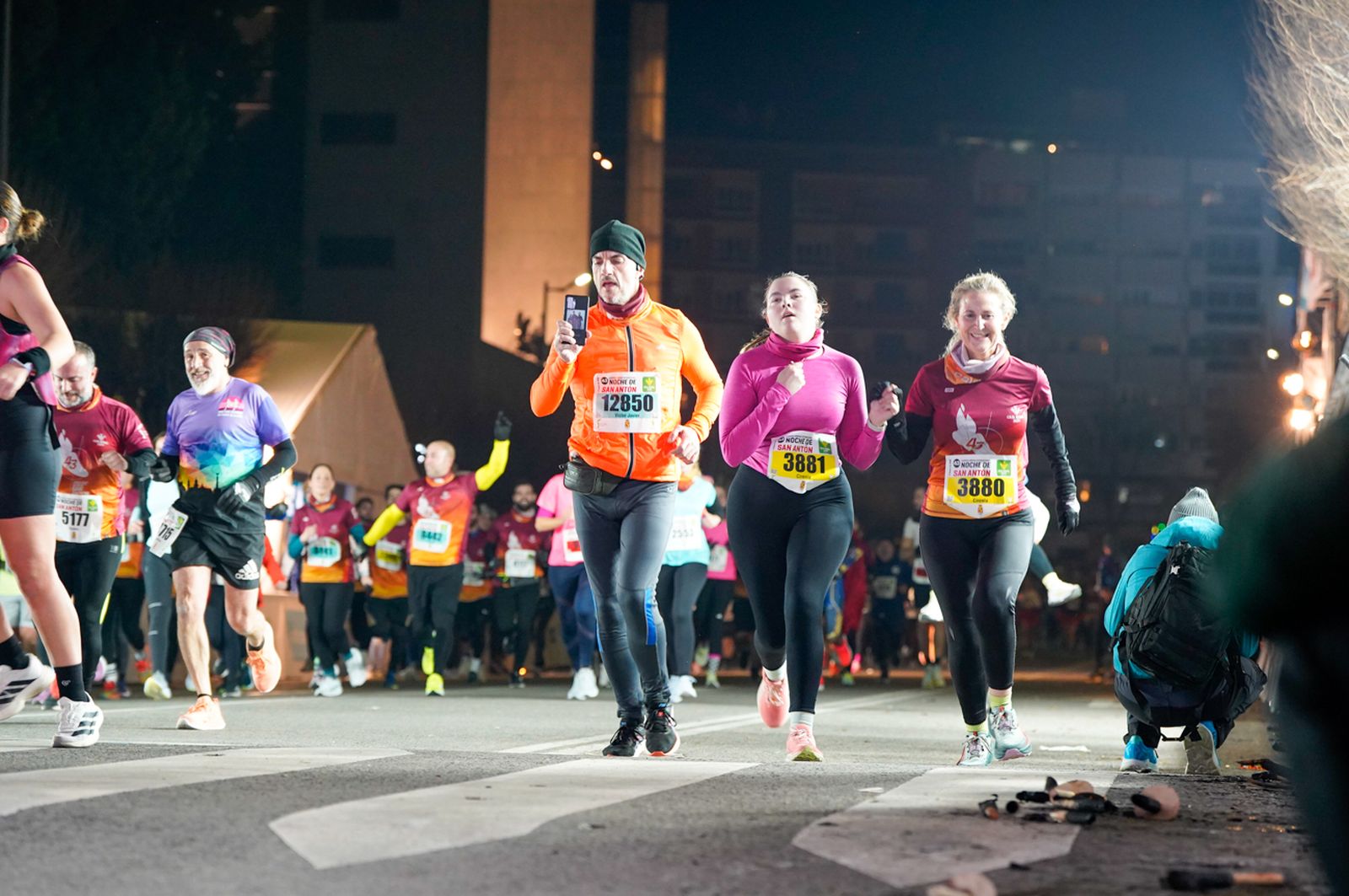 En imágenes: búscate en tu llegada a meta de la Carrera de San Antón 2026 (19)