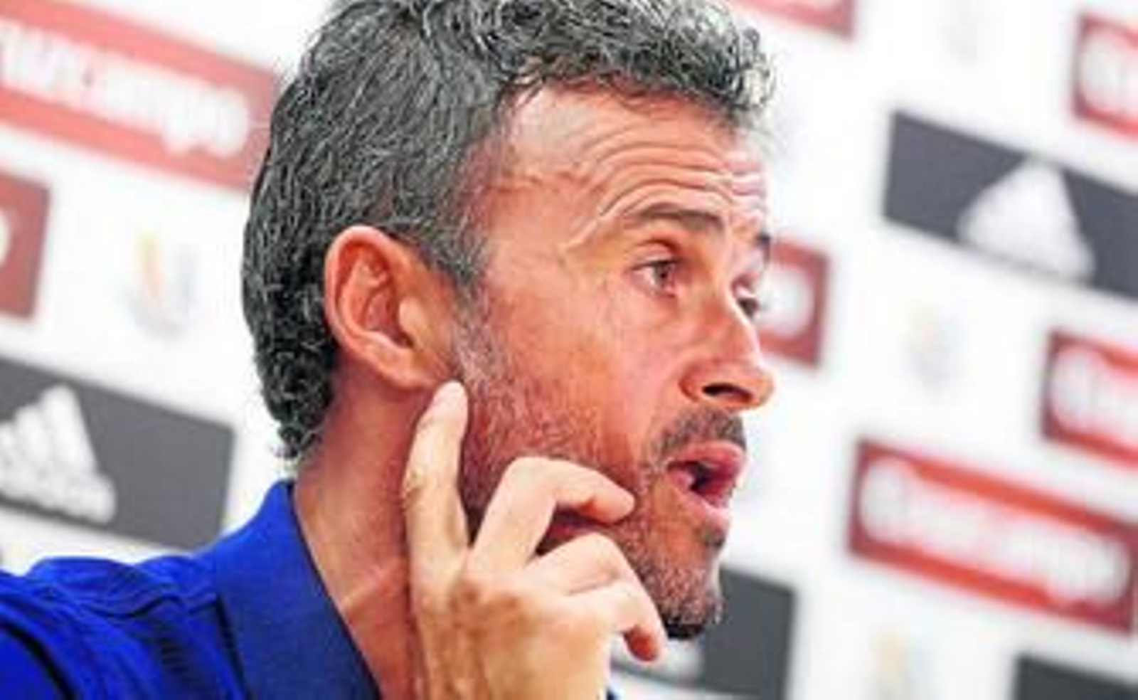 Luis Enrique, durante la rueda de prensa ofrecida en la Masía en la previa del partido de la Supercopa de España.