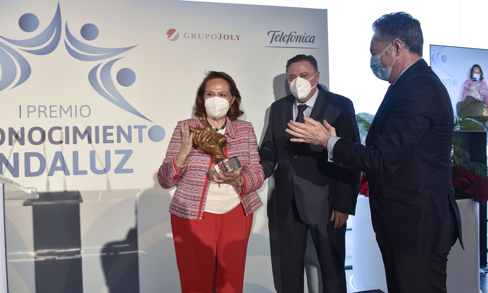 I Premio Reconocimiento Andaluz a Dña. Concha Yoldi, Presidenta de la Fundación Persán