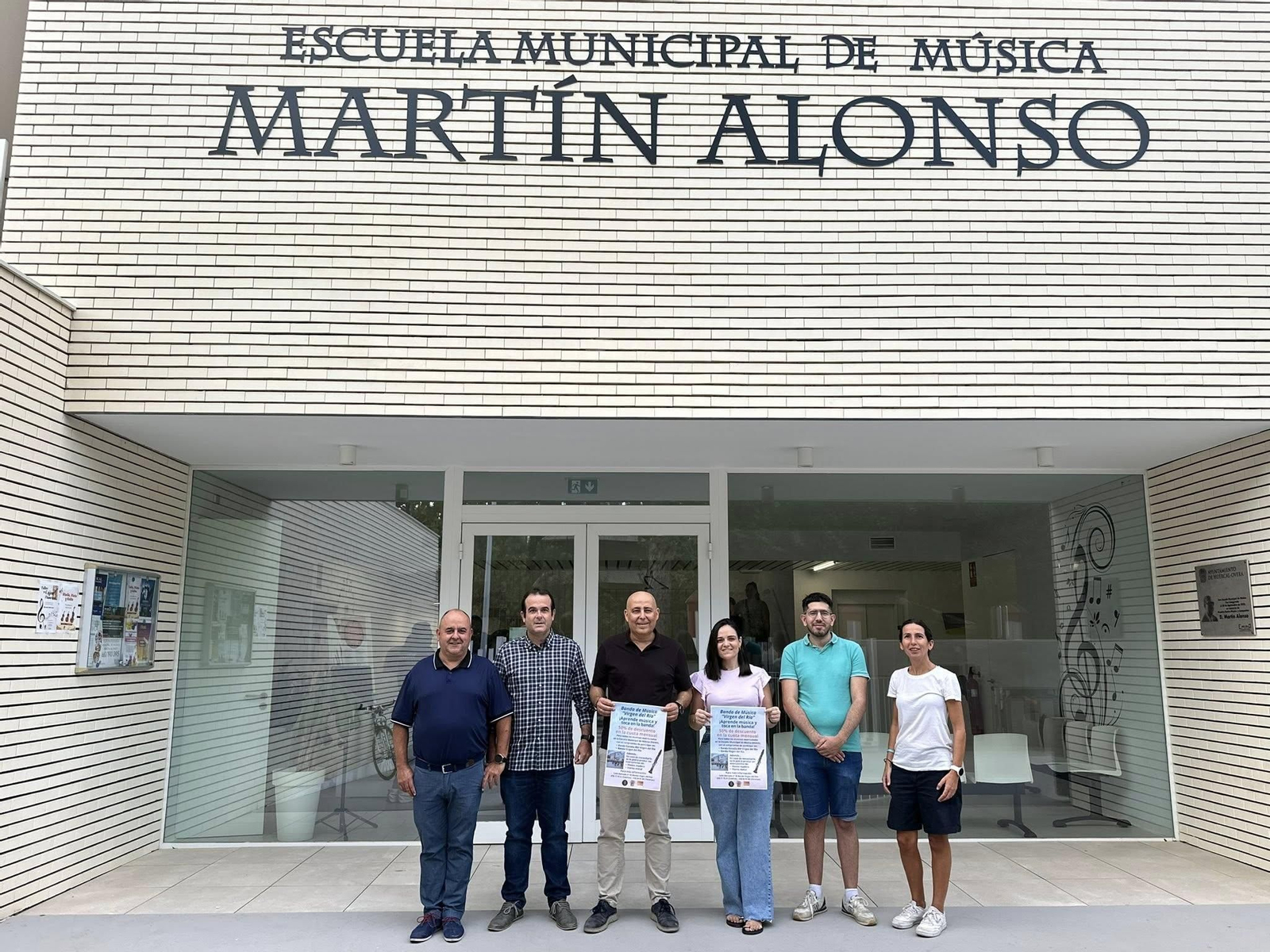 El Ayuntamiento y la Banda de Música Virgen del Río han firmado el convenio.