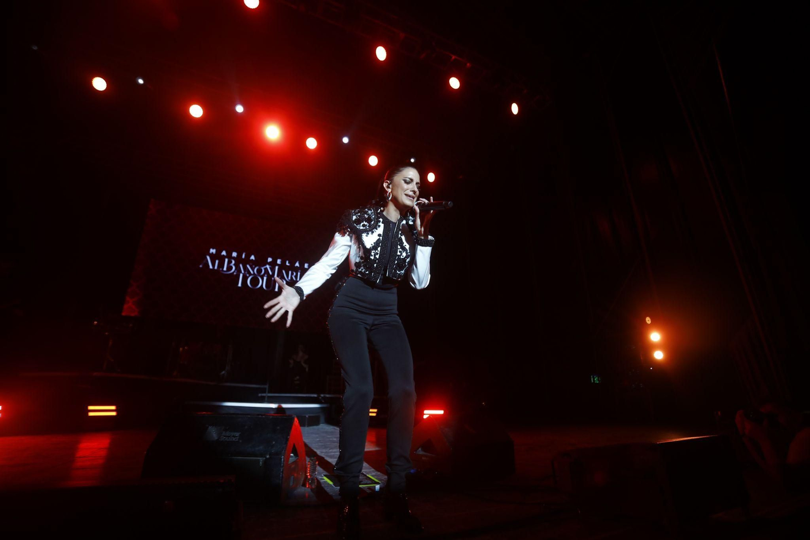 El concierto de María Peláe en el Festival de la Guitarra de Córdoba, en imágenes