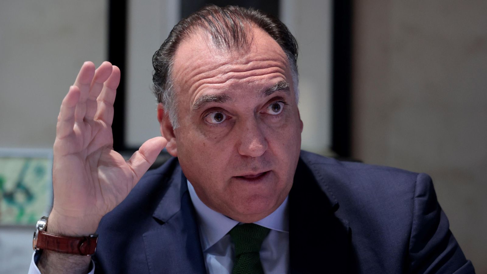 Arturo Bernal durante la entrevista.