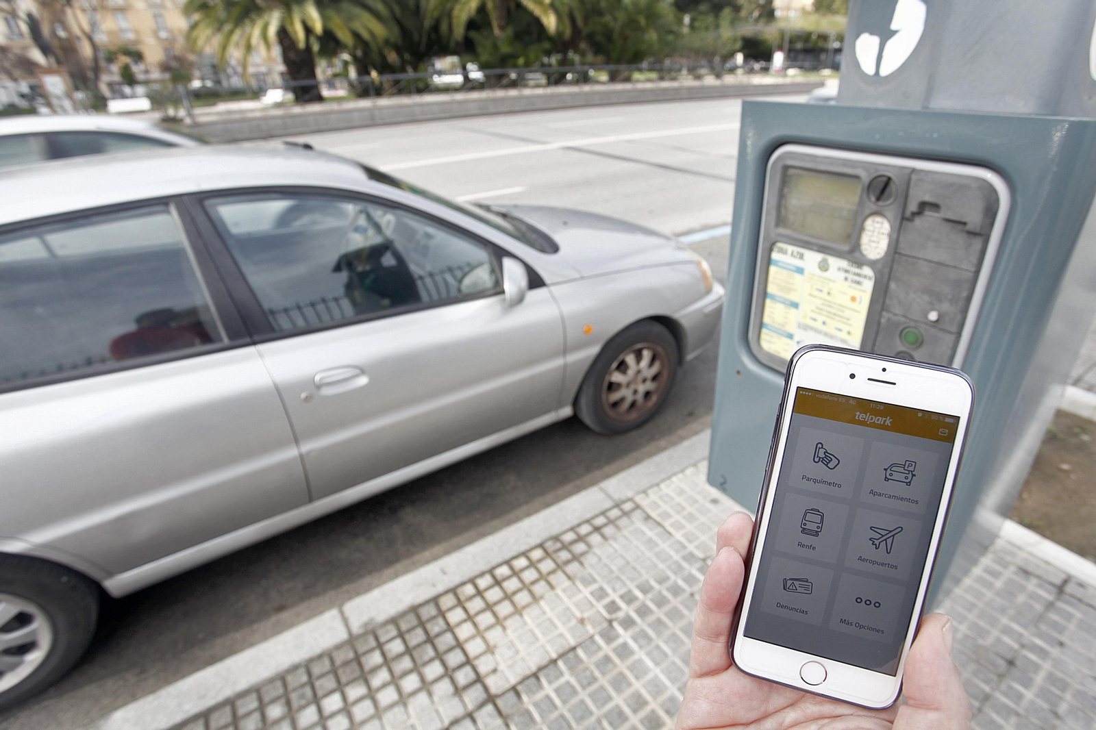 Imagen de la aplicación con la zona azul de Cádiz.