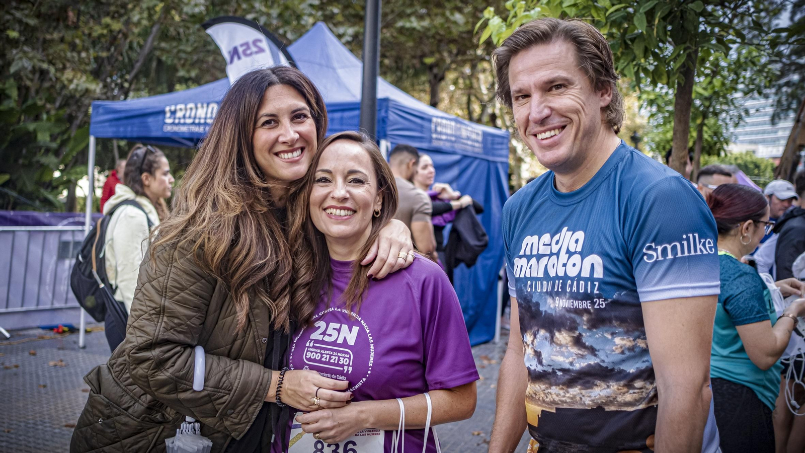 Búscate entre las imágenes de la III Carrera de Cádiz por la Eliminación de la Violencia contra las Mujeres