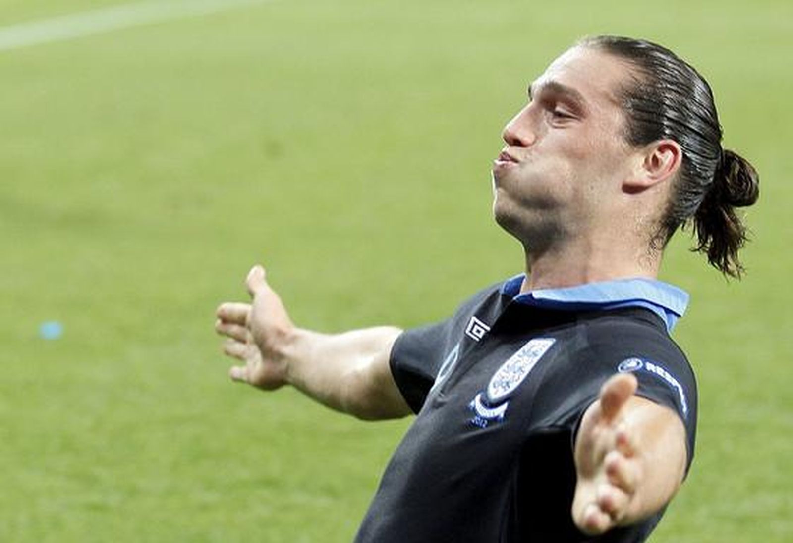 Inglaterra vence 'in extremis' en un partido loco y dejan a Suecia fuera de la Eurocopa.

Foto: EFE