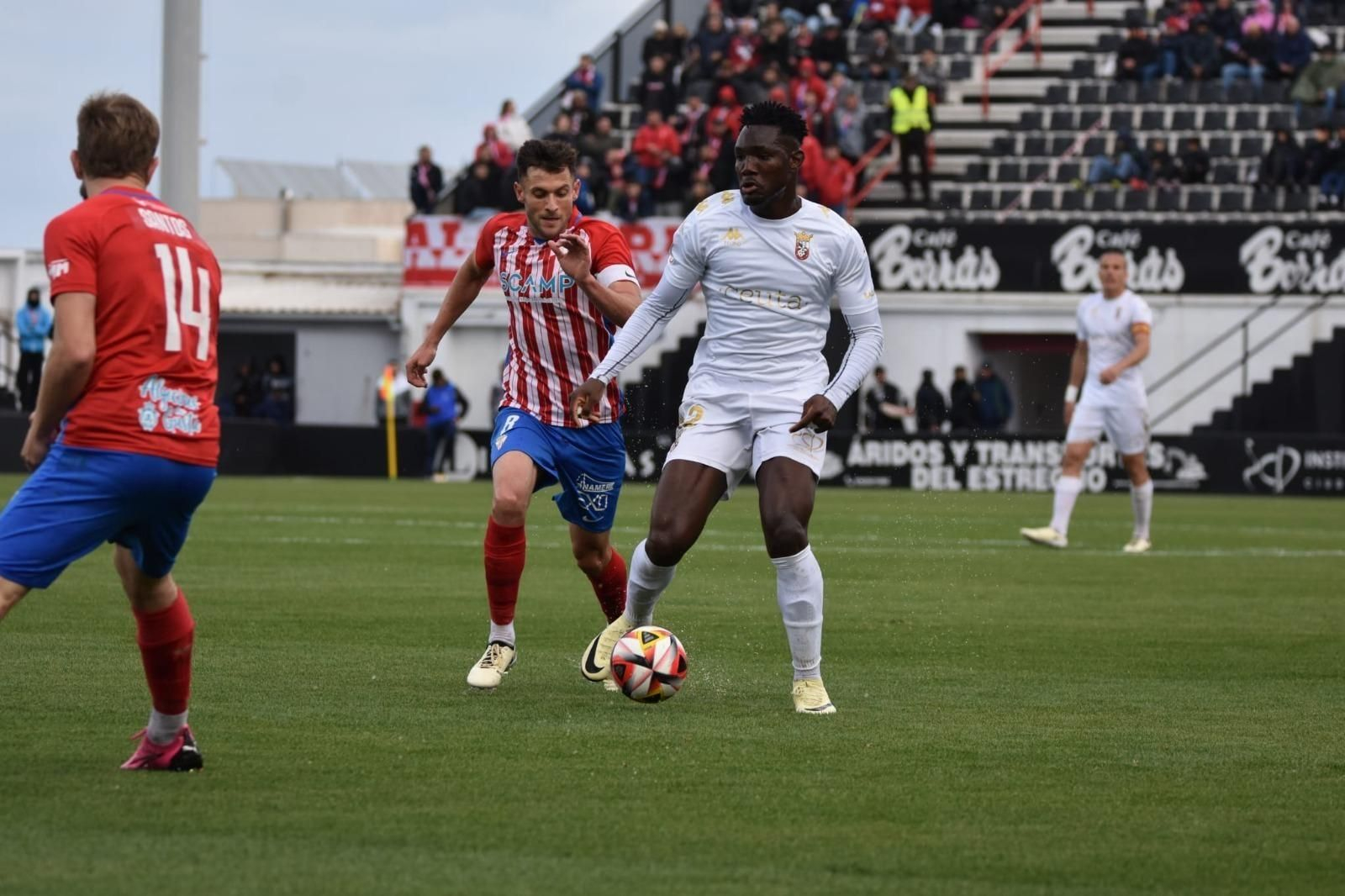 Las fotos del AD Ceuta-Algeciras CF (3-2) de Primera Federación
