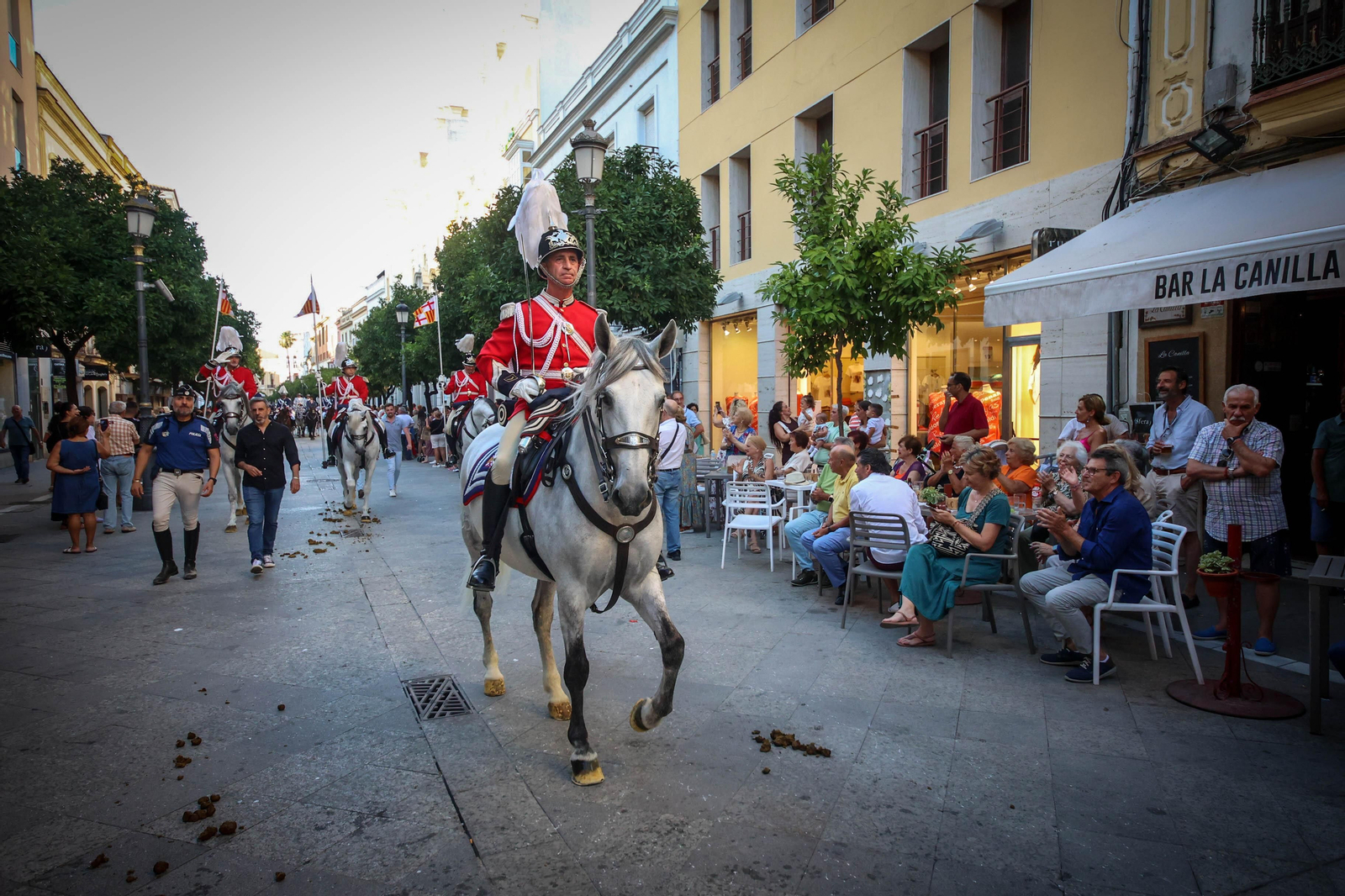 Búscate en la Parada Hípica por el 50 aniversario de Real Escuela en Jerez