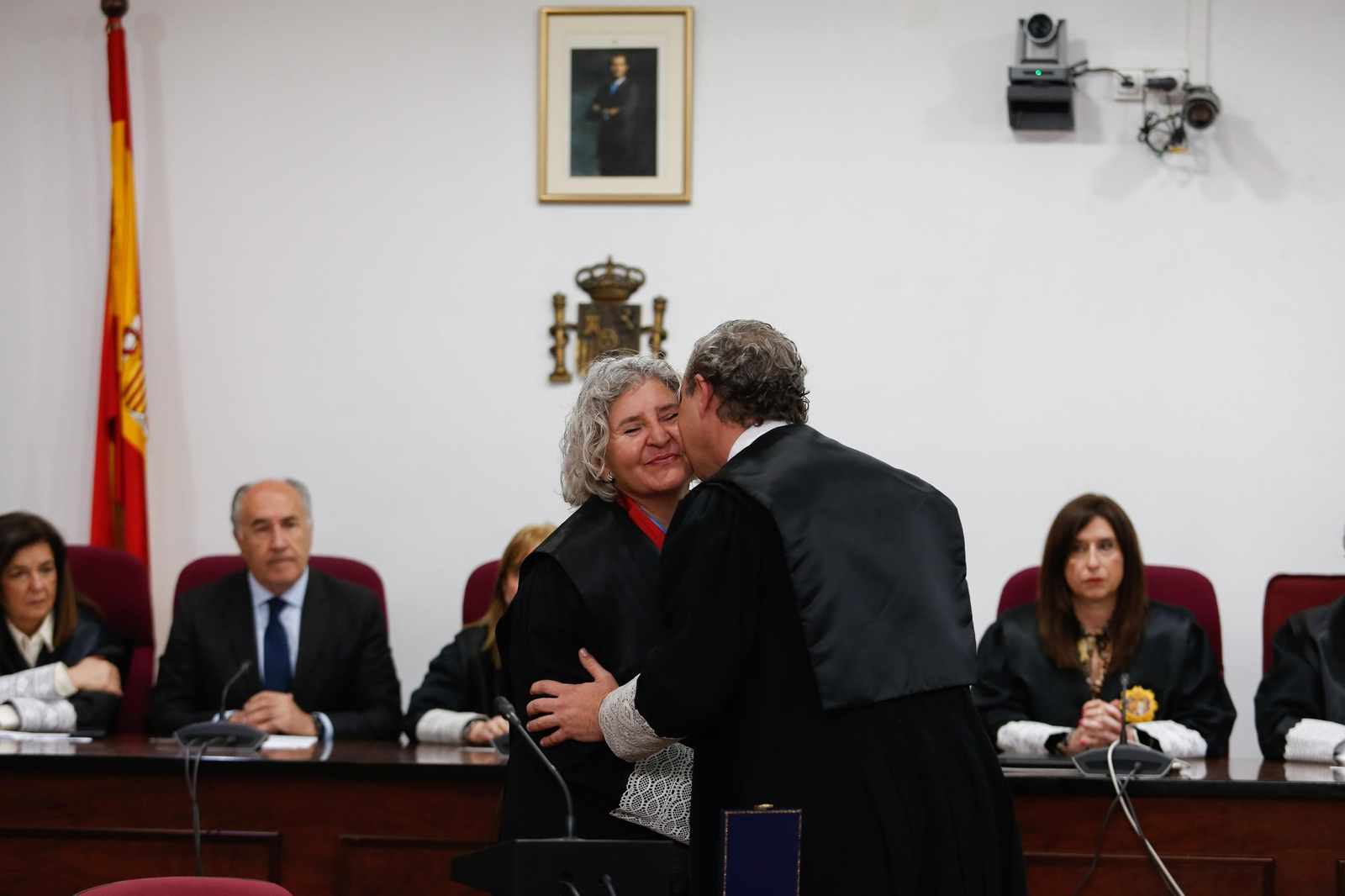 Fotos de la imposición de la Cruz de San Raimundo de Peñafort a la jueza María José Sanz Alcázar en Algeciras