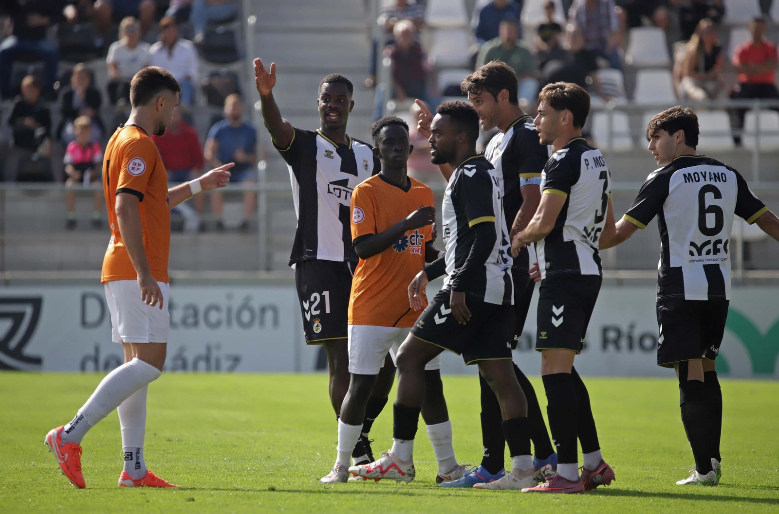 Los albinegros, en su último partido en casa.