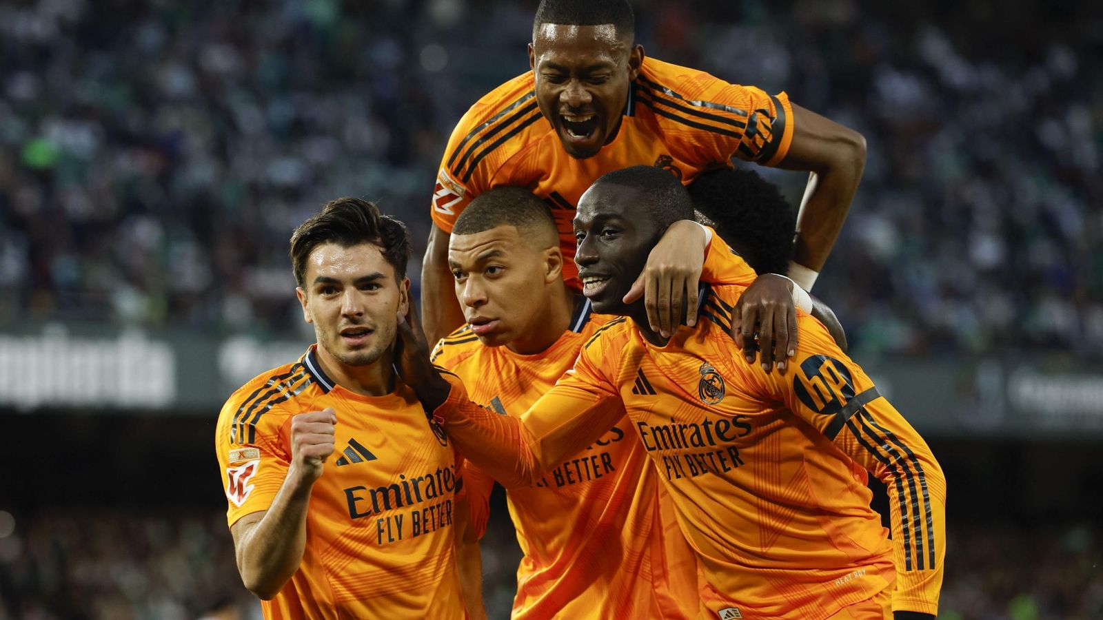 Recital de Isco para ganar a Brahim en el Betis-Madrid con dos goles malagueños