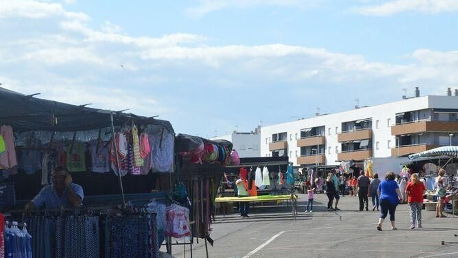 Mercadillo de Punta Umbría.