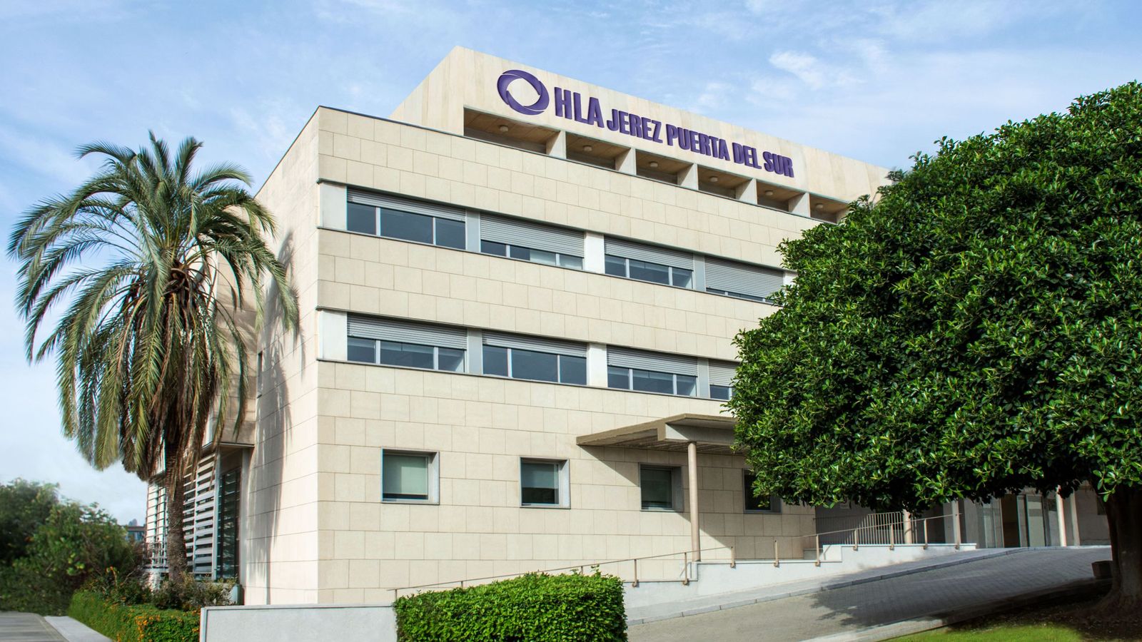 La nueva tecnología ya se emplea en resecciones de tumores cerebrales complejos y fusiones vertebrales .