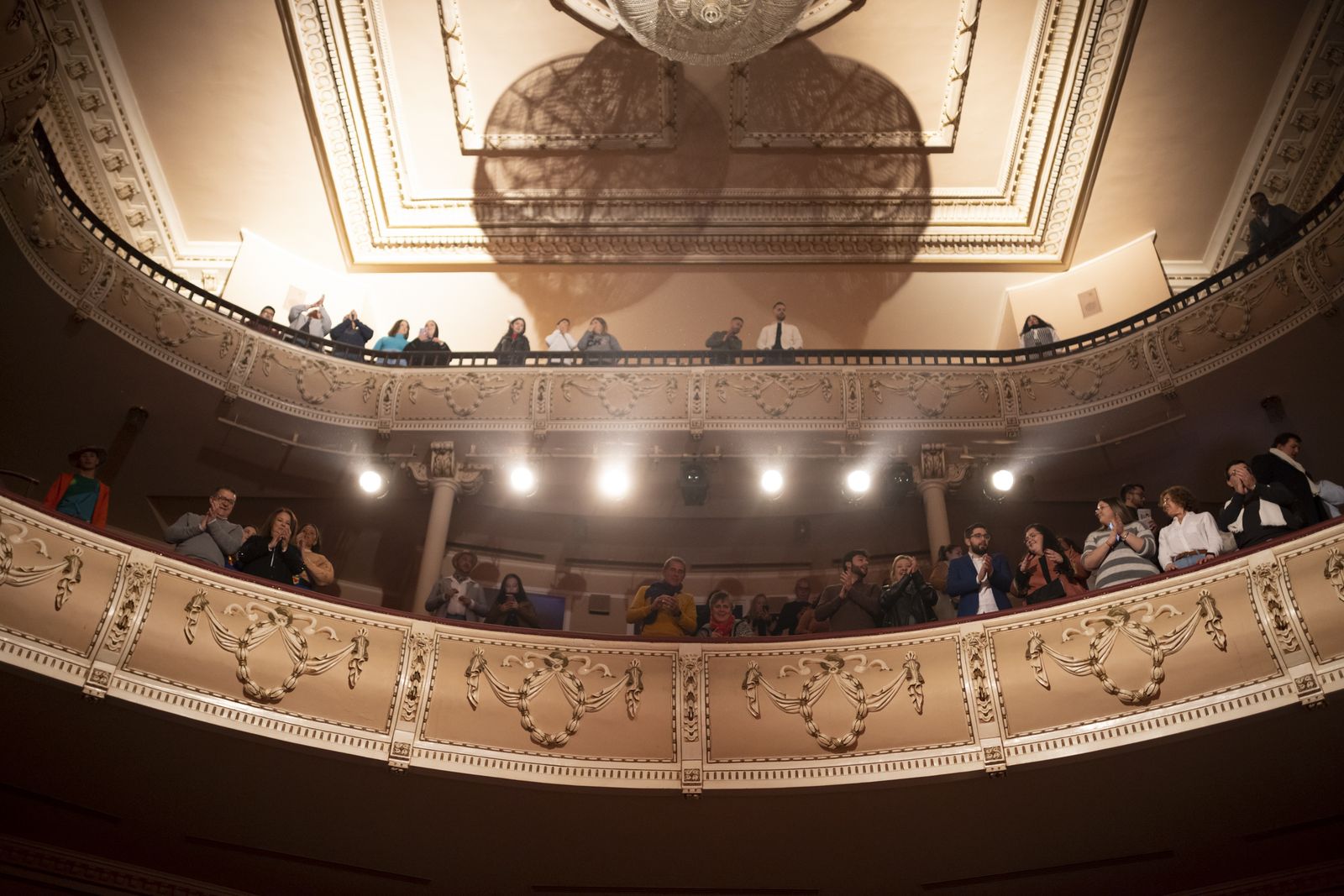 Ambiente en la final  del Carnaval Colombino
