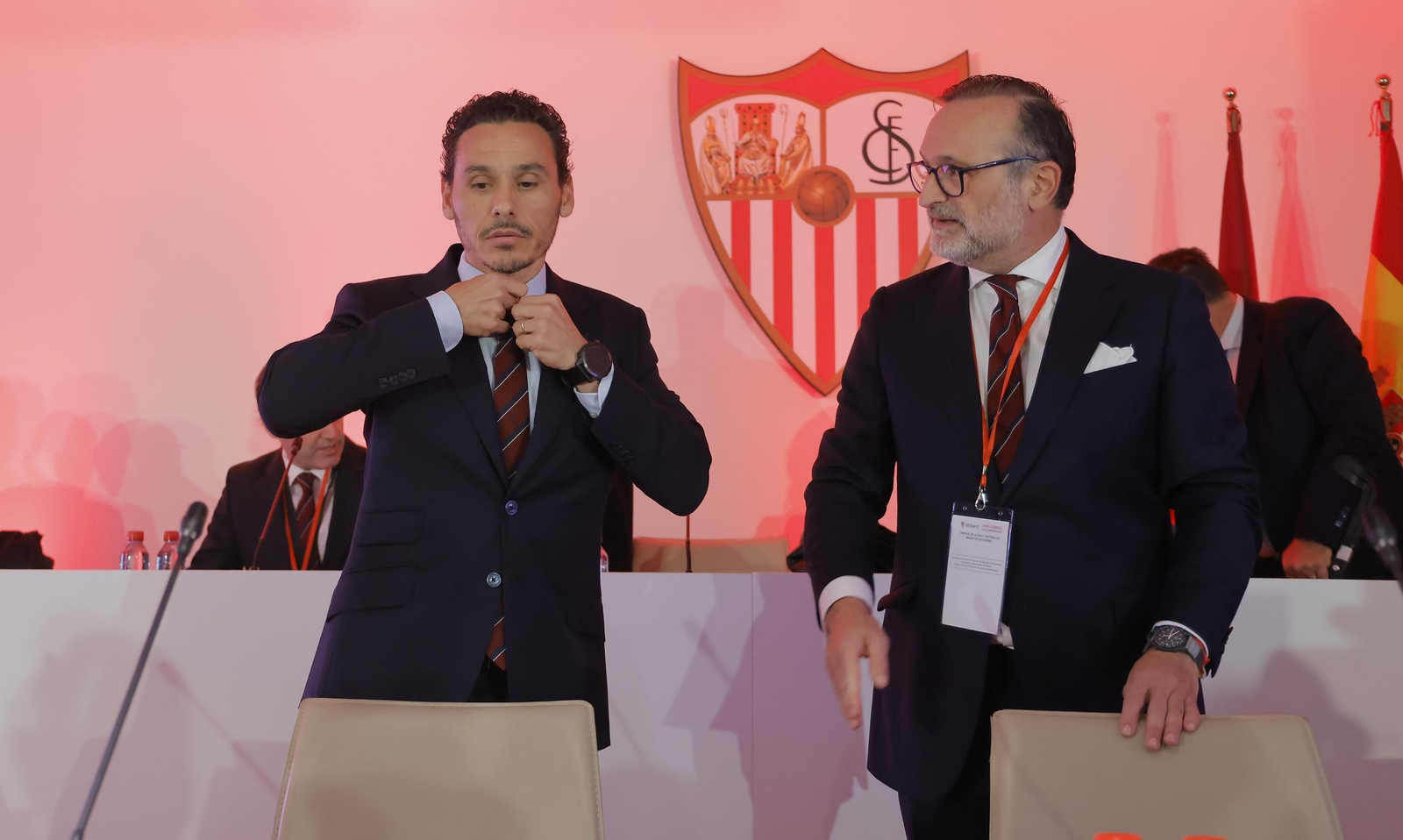 José María del NIdo Carrasco, junto al secretario del consejo y responsable del área jurídica Alberto Pérez-Solano.