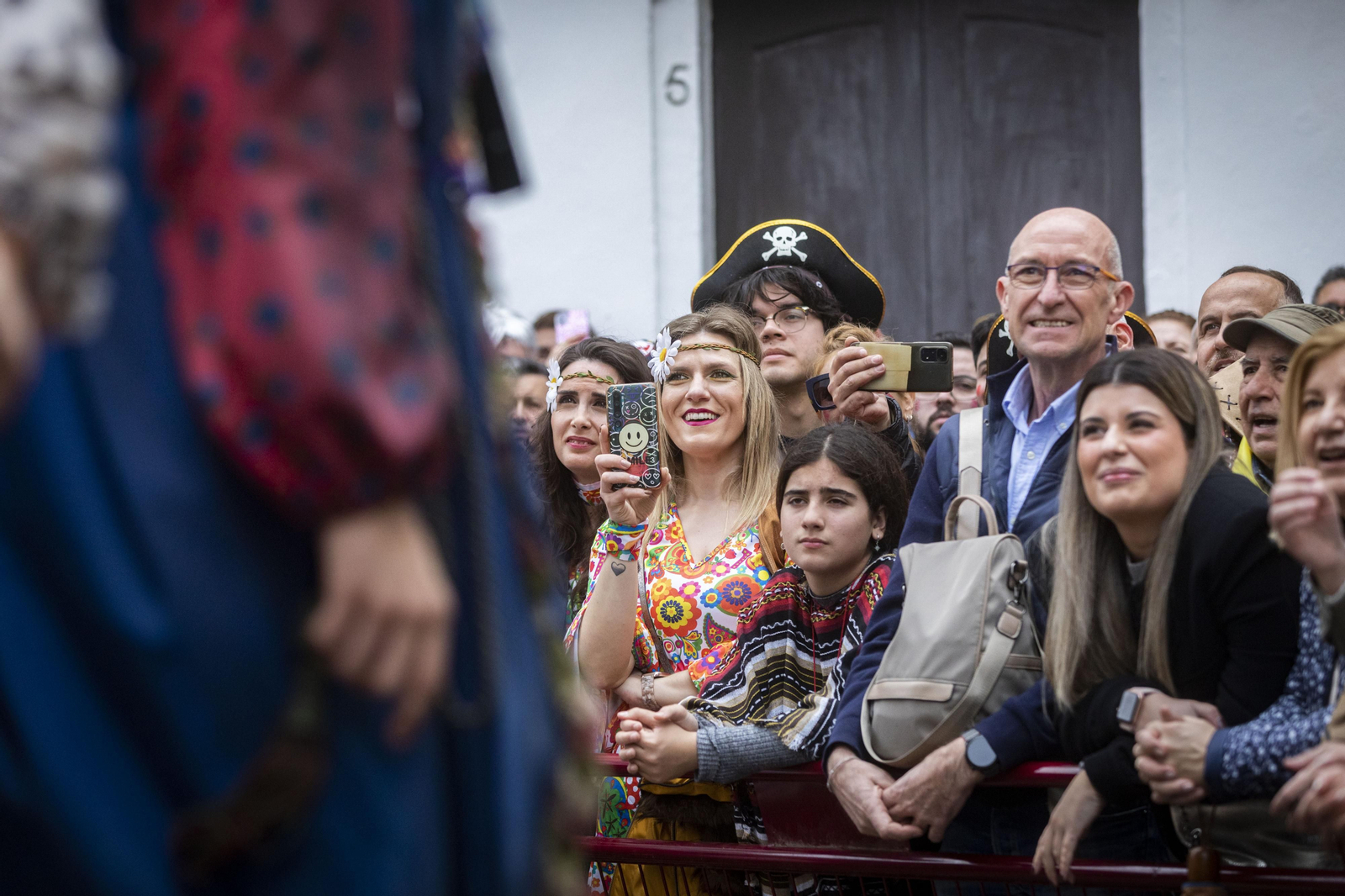 Las mejores imágenes del primer sábado de Carnaval en Cádiz 2024