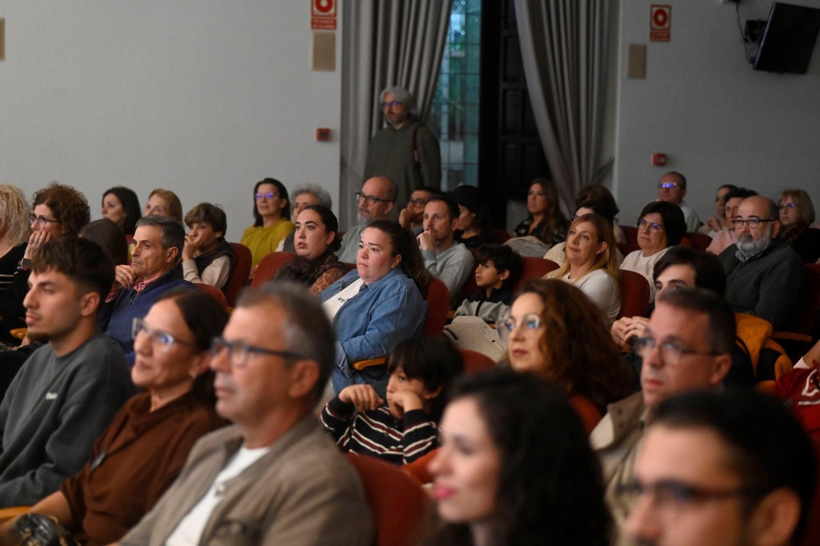 El III Encuentro de Escuelas de Baile 'Córdoba Baila por la Infancia', en imágenes
