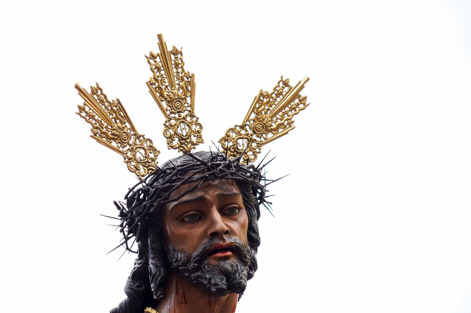 Martes Santo: Imágenes de la procesión de La Sentencia