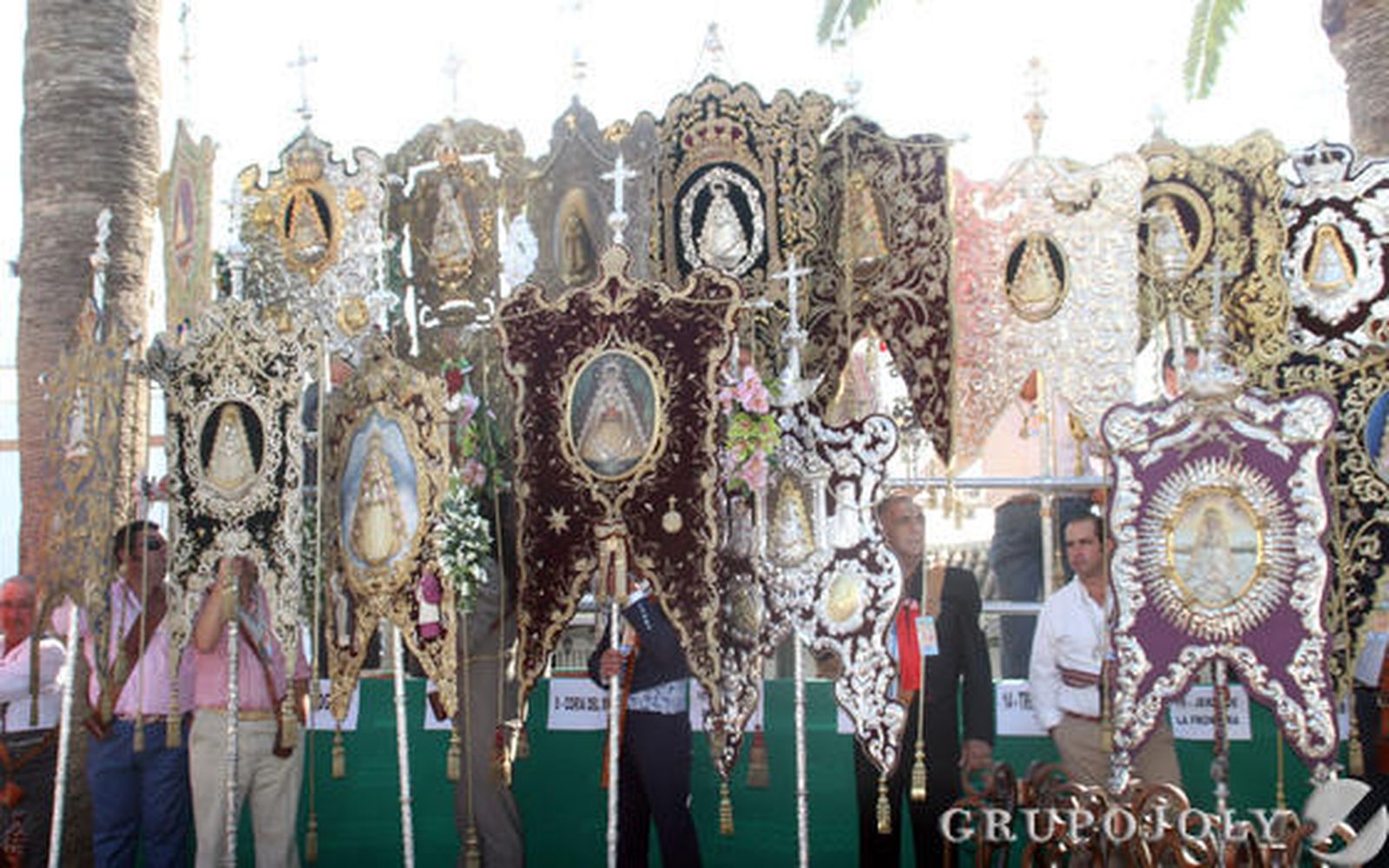 Las imágenes de la misa de romeros