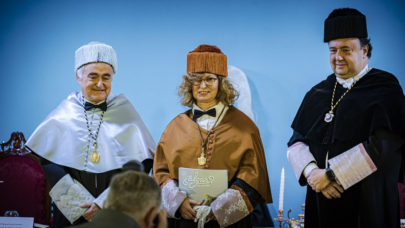 Las mejores imágenes del acto de investidura de doctorados por la UCA