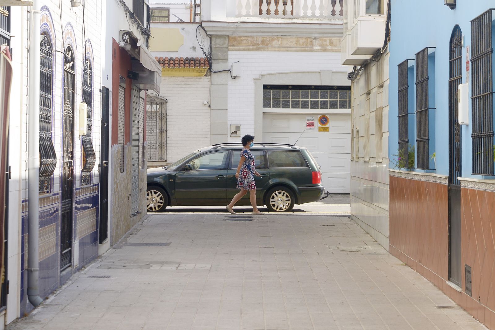 Imágenes del primer día de obligatoriedad de las mascarillas en La Linea.