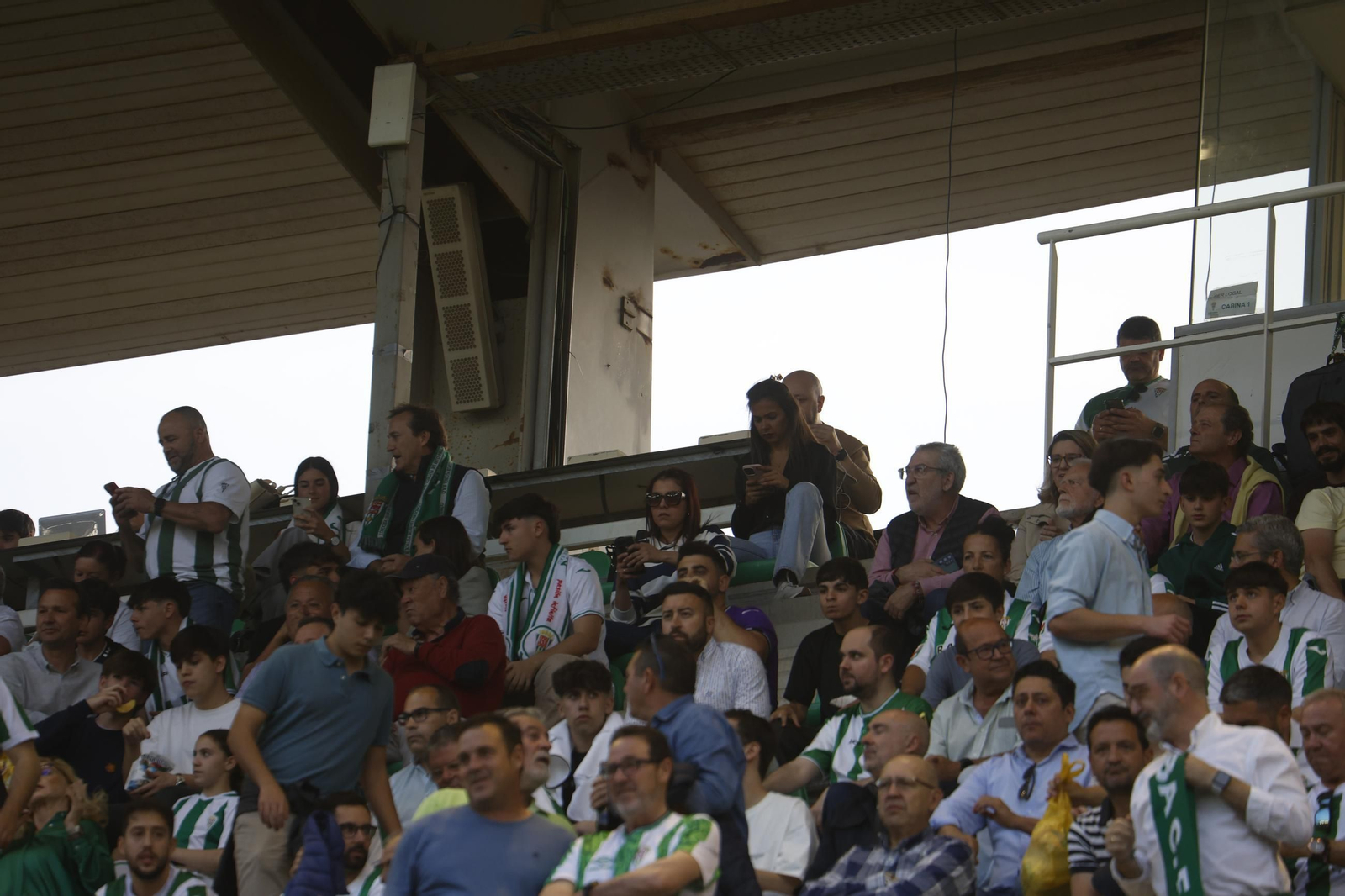 Las mejores fotos del gran ambiente en el Córdoba CF - Levante